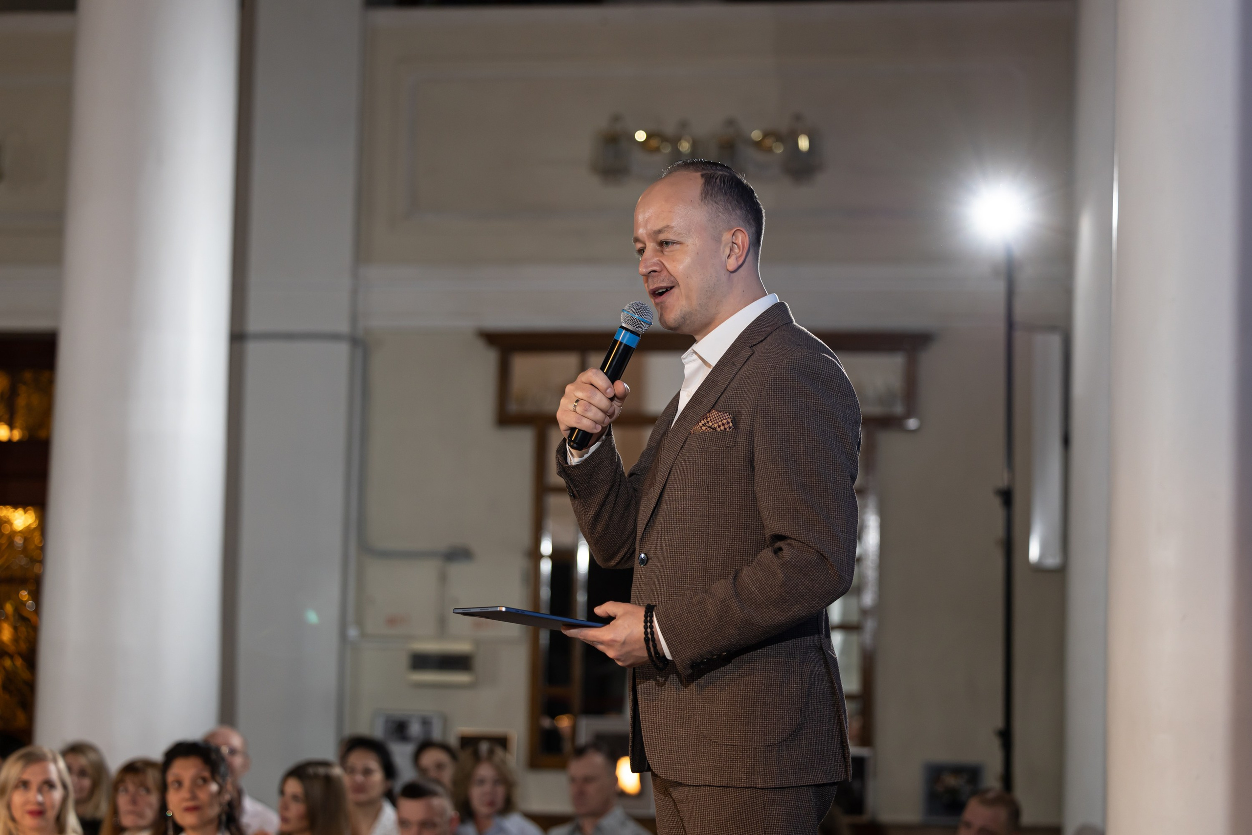 Soulmates Orchestra. Фотограф свадебный, репортажный, индивидуальный, фото для маркетплейсов, брендов, автосалонов