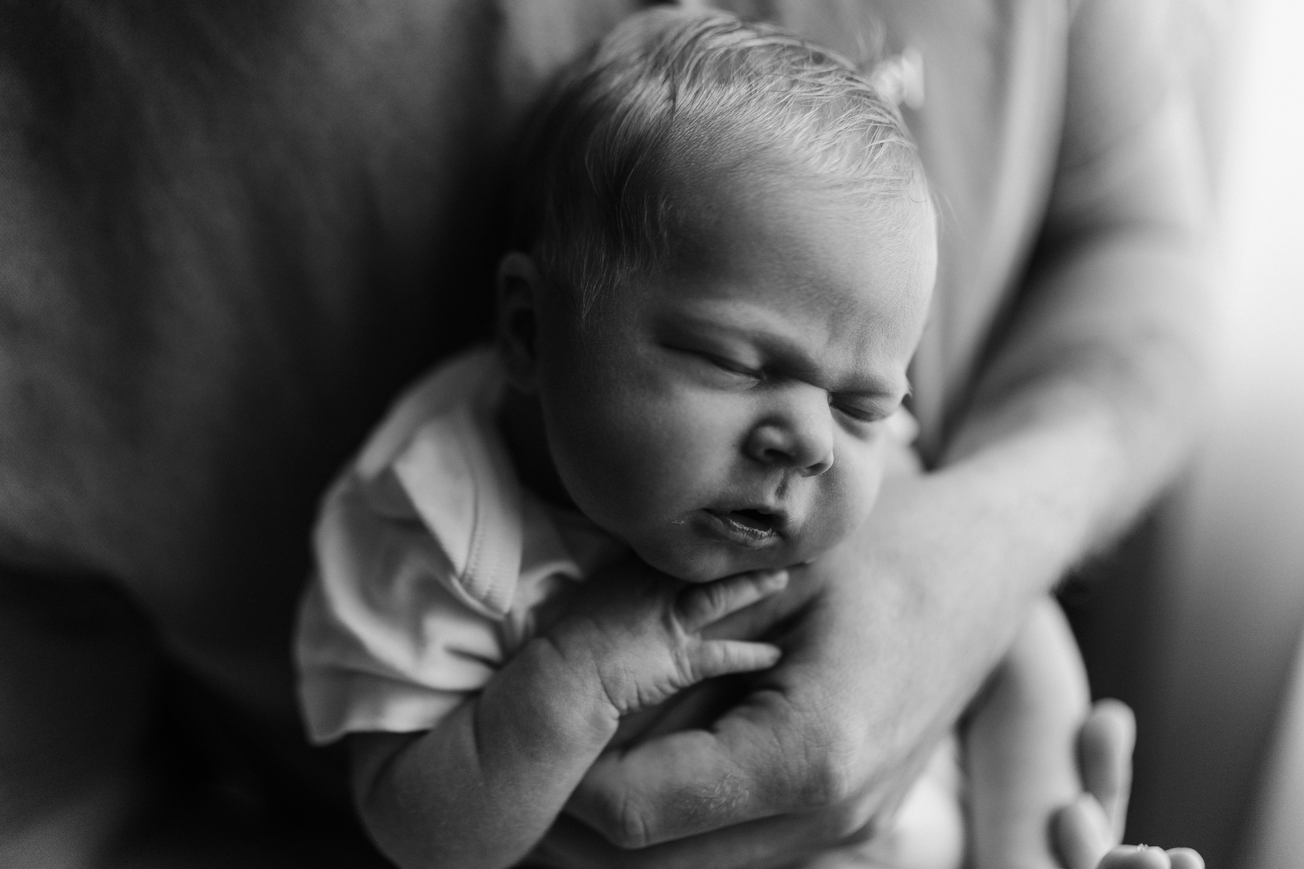 Blac & wight. Фотограф Новорожденных в Москве. Семейные истории в стиле LIFE