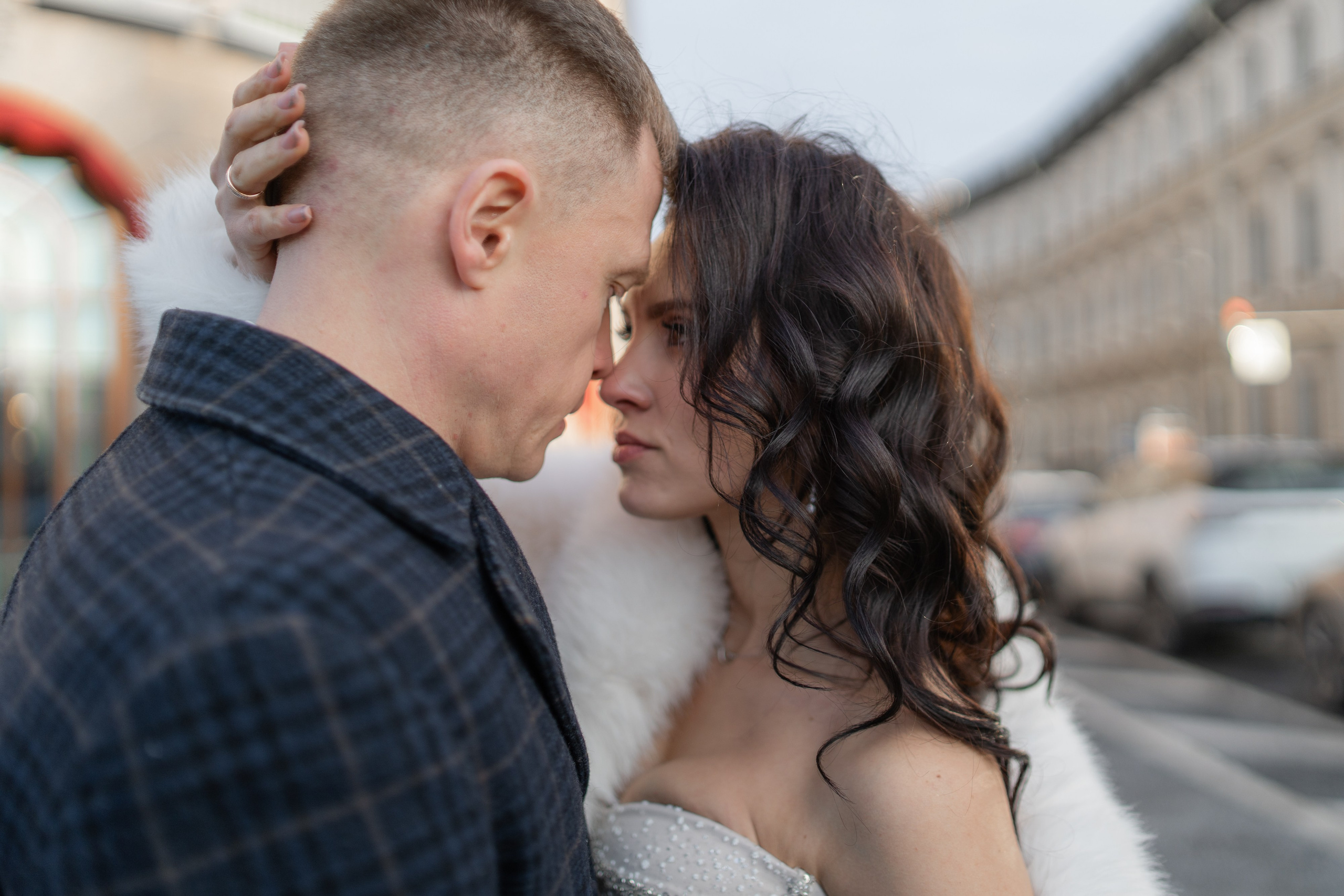 Свадебная съемка зимой в Санкт-Петербурге. Свадебный фотограф Александр Невский в Санкт-Петербурге