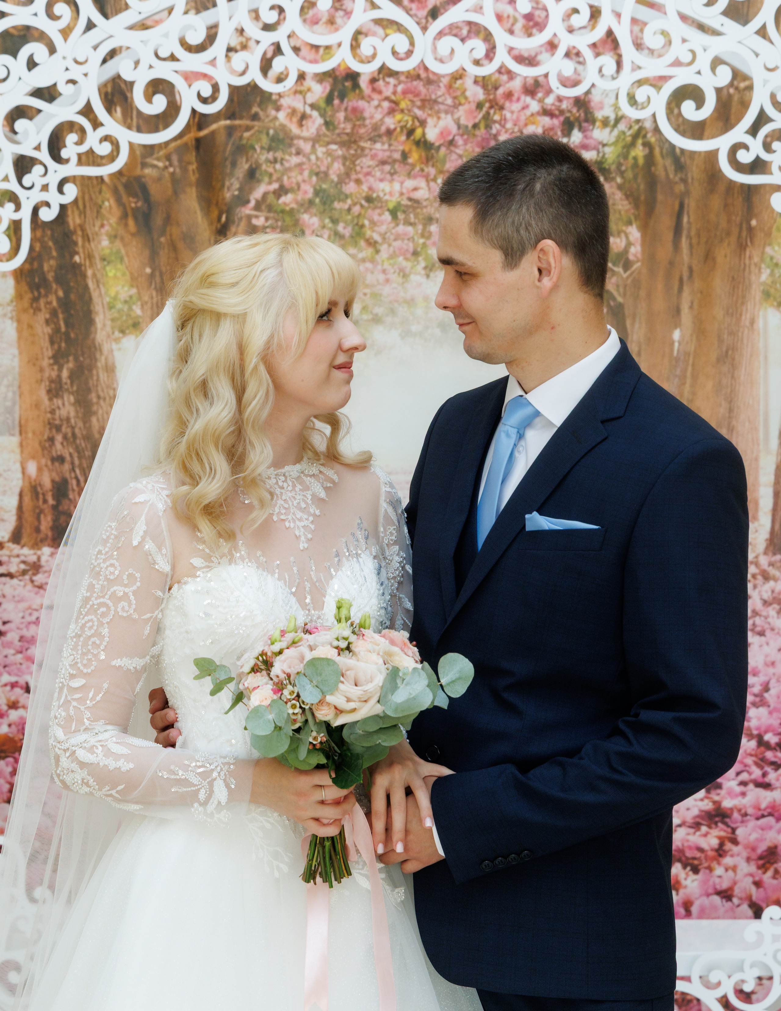 Михаил и Виктория. Свадебный и семейный фотограф в г. Волхов Алексей Кочерыжкин