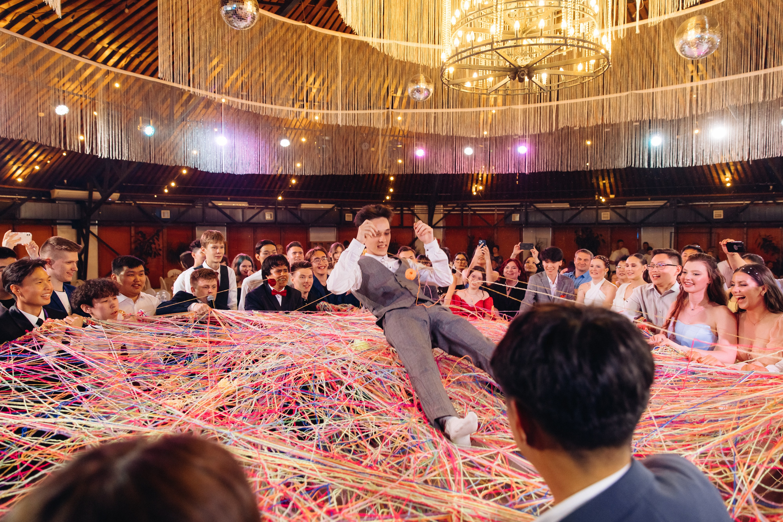 Выпускной вечер. 49 школа. Баран на корове. Свадебный и семейный фотограф в Улан-Удэ