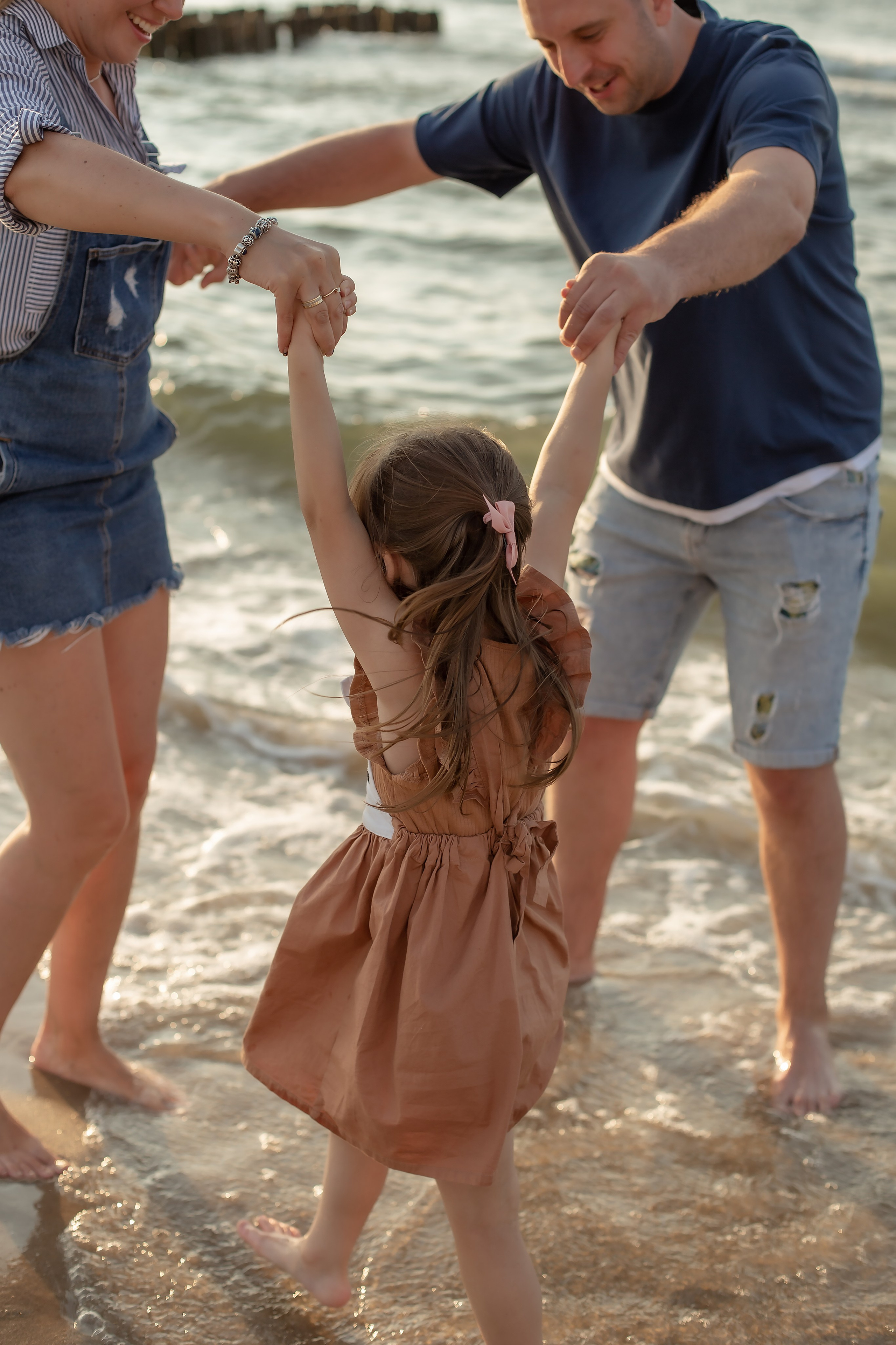 Есеня и родители. Малиновка. Фотограф в Калининграде Решетникова Алина