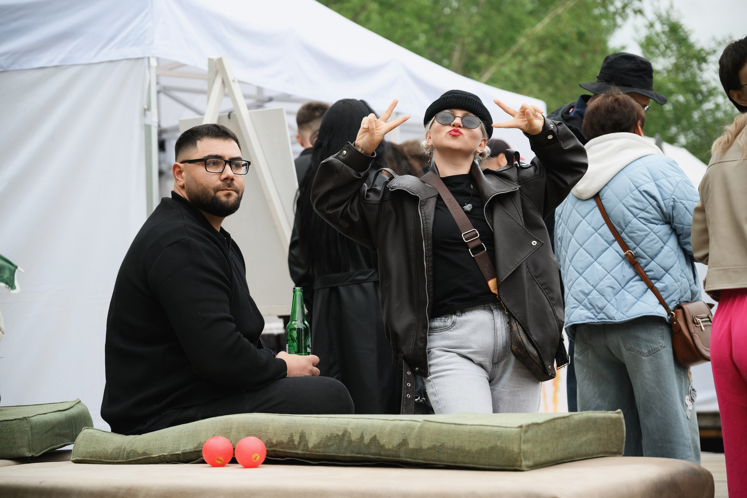 Атмосфера фестиваля «ПапоротнИКРАб» в Петропавловске-Камчатском: гастрономические зоны, семейный отдых, музыка и дегустации.