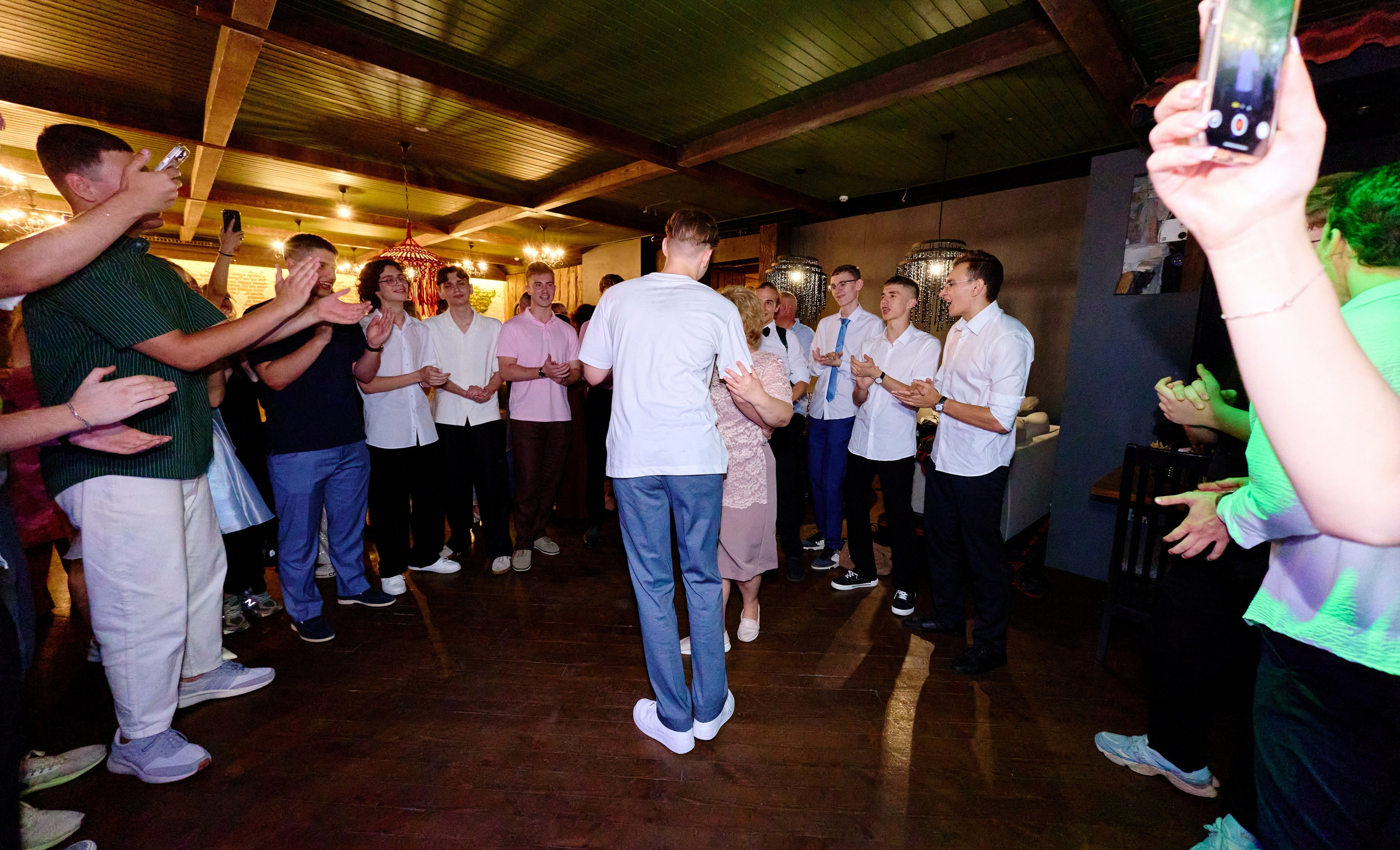 Выпускной 35 Сош. Фотограф Выпускные альбомы Таганрог Сергей Коробченко