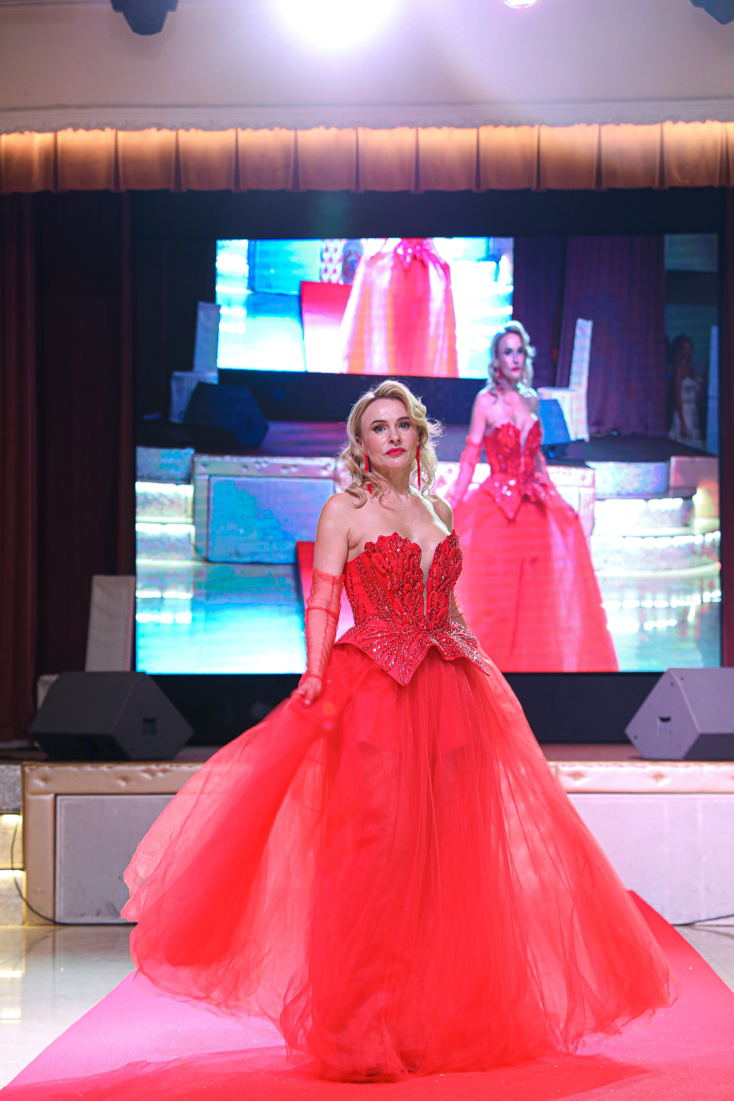 Показ российских дизайнеров и бренда Viktoria Lav. Photographer Viktoriya Markushina «My world throug»