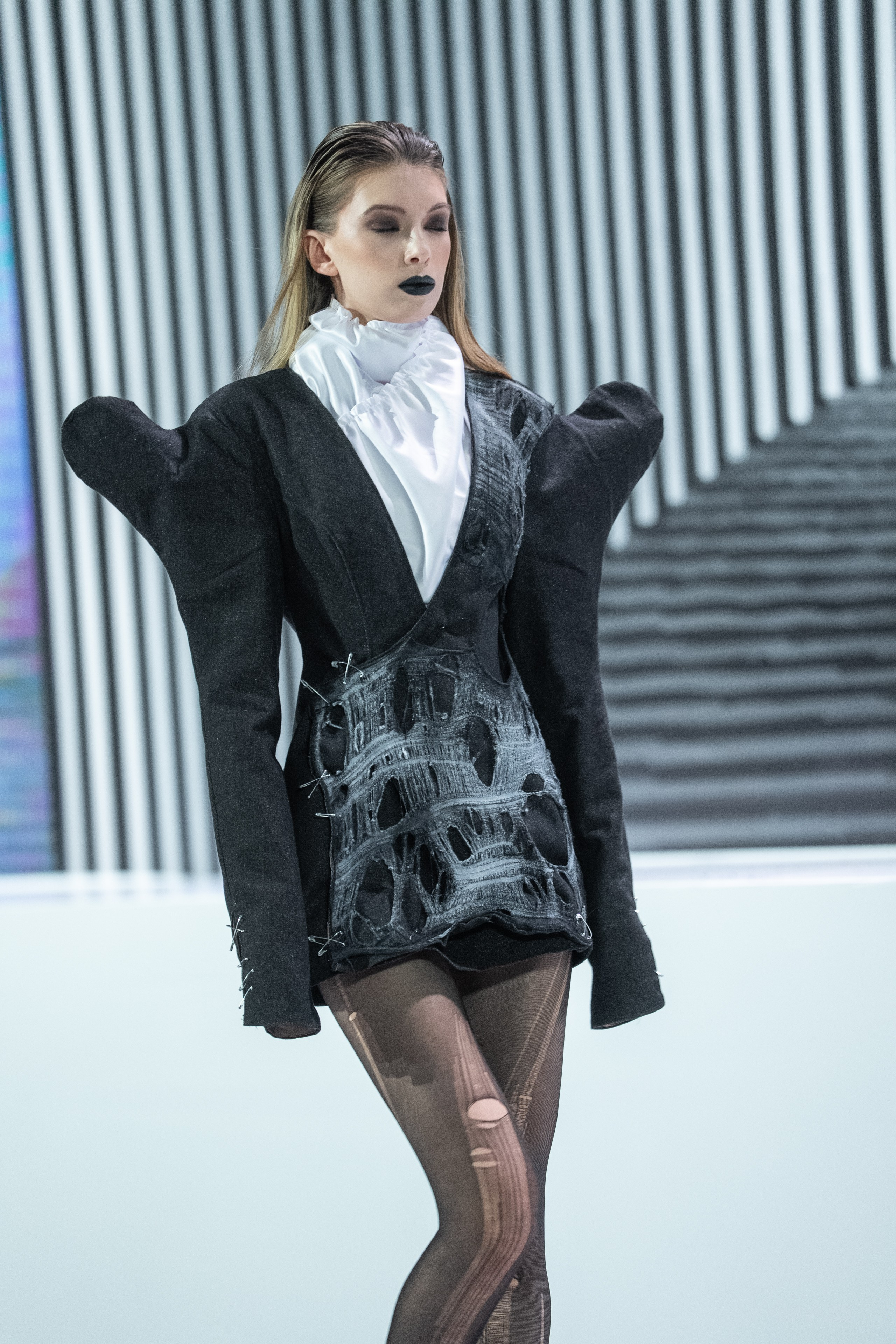 New Generation-OPEN WAY. Сайт Алматинского НЮ АРТ, будуар и фэшн фотографа Дениса Карпенко