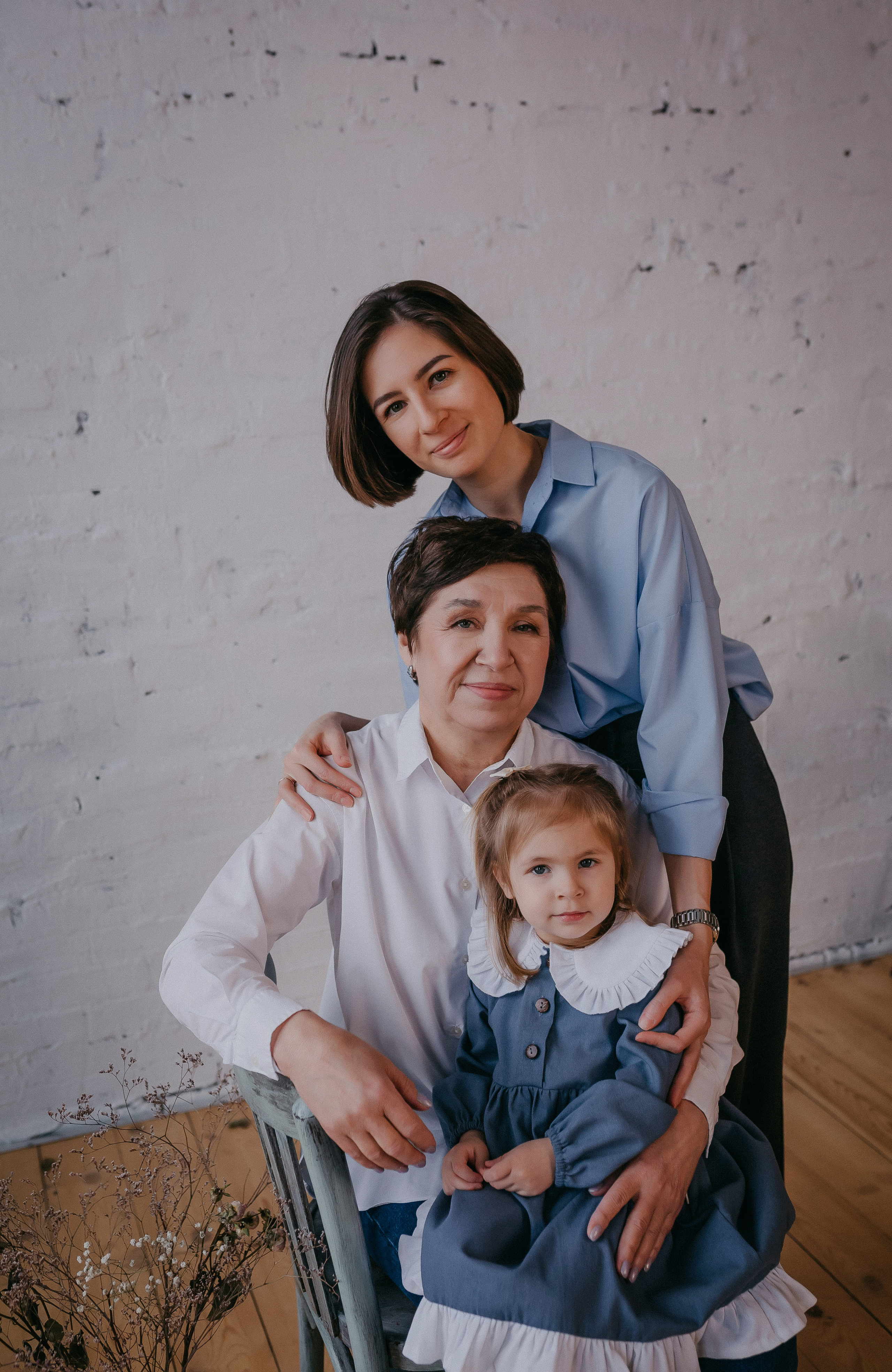 Анастасия с самыми близкими. Семейный фотограф в Сургуте