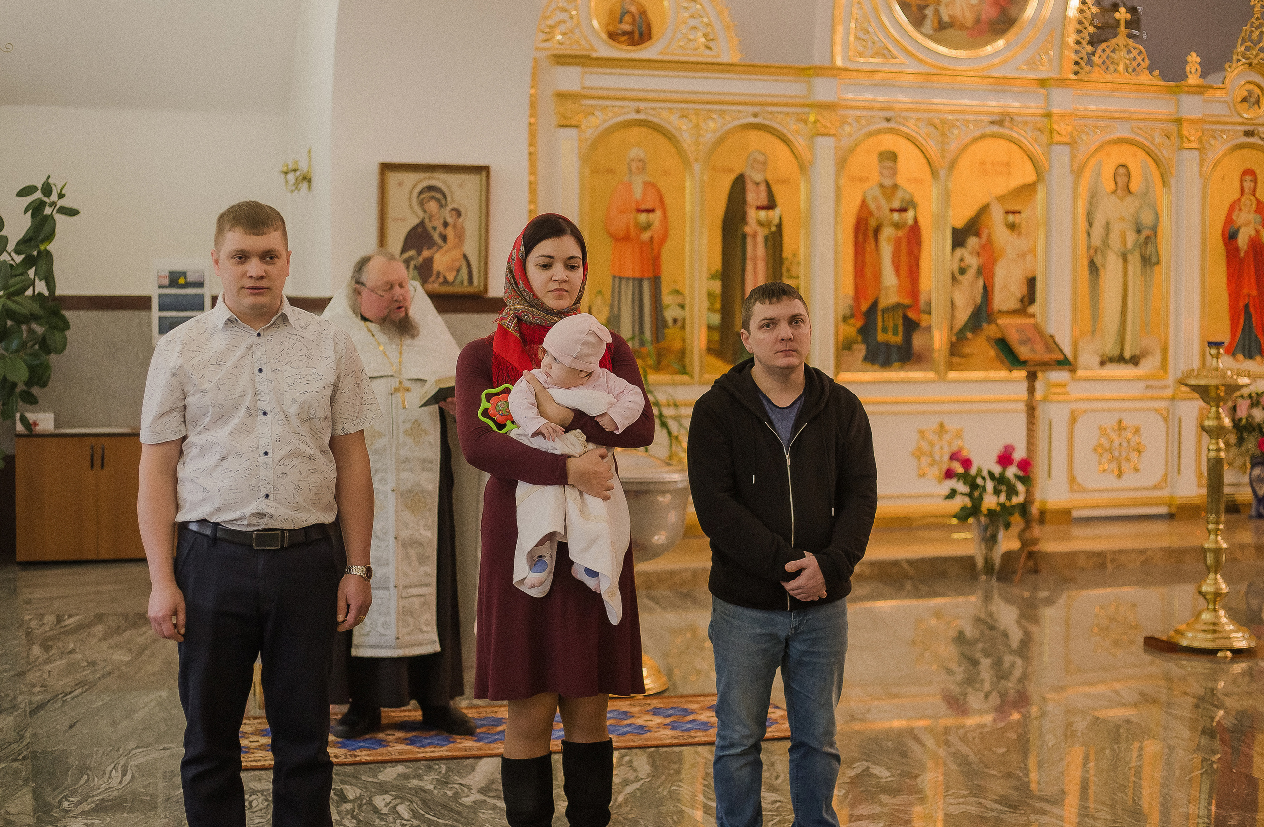 Крещение Вероники. Храм Веры, Надежды, Любови. Семейный фотограф в Сургуте