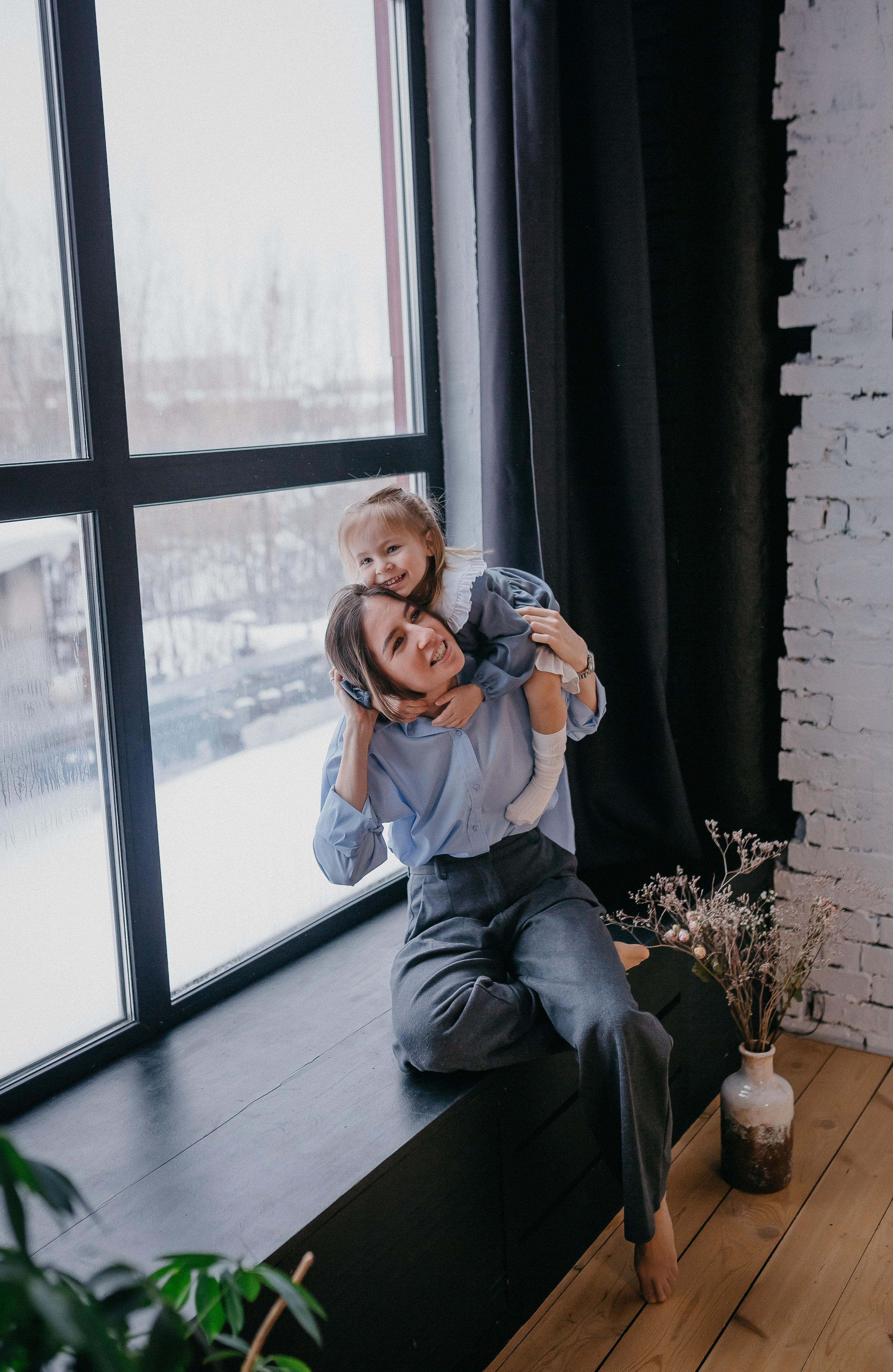 Анастасия с самыми близкими. Семейный фотограф в Сургуте