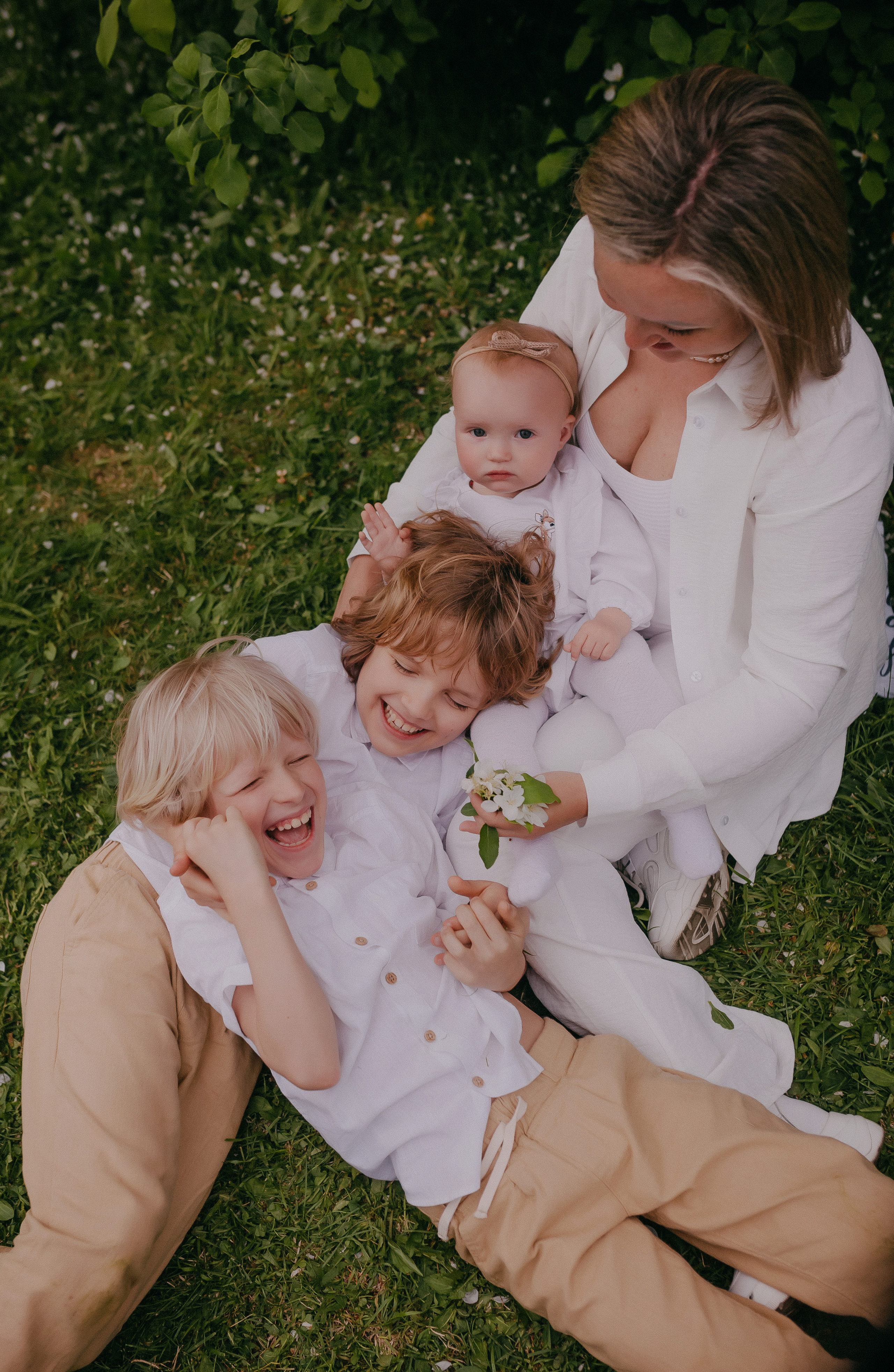 Женя & Лёша +4🖤. Семейный фотограф в Сургуте