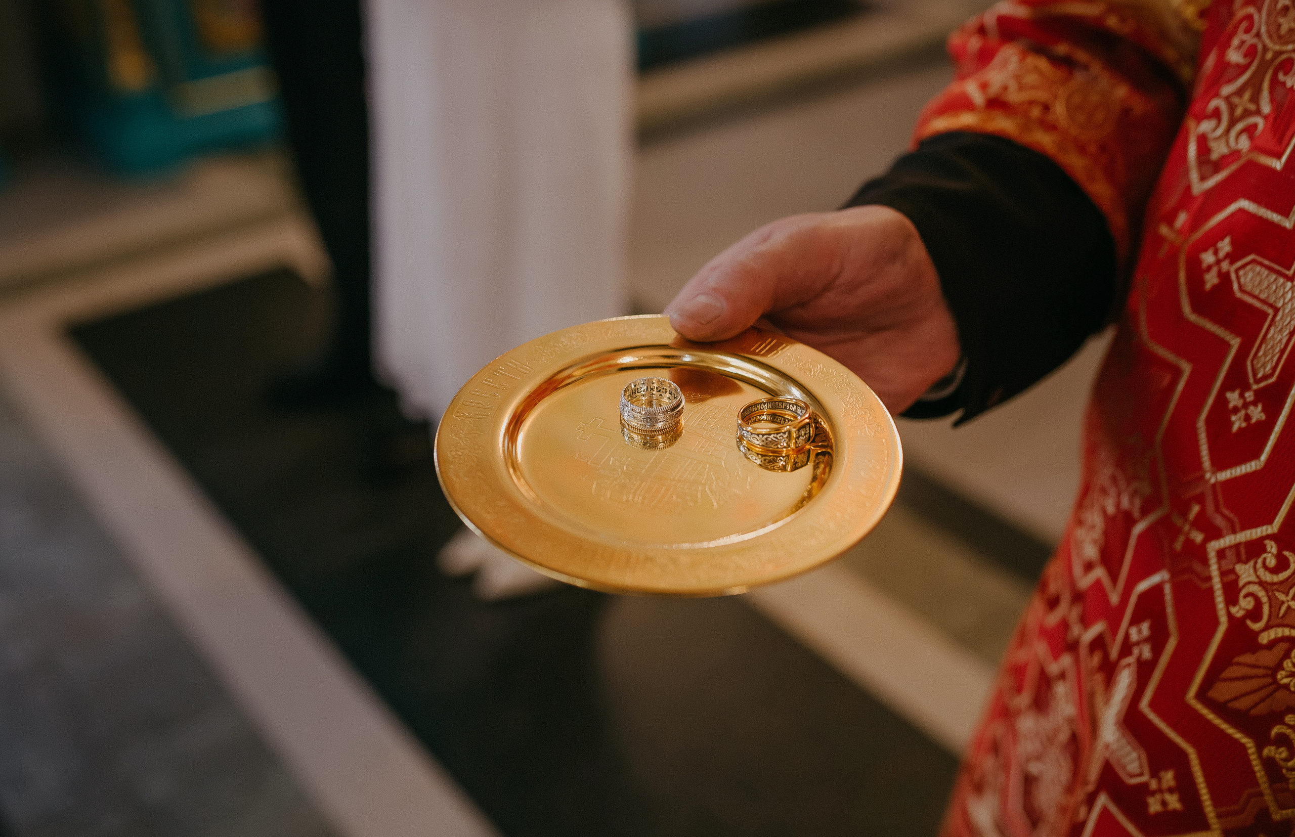 Венчание Анны & Вячеслава. Храм Никольский. Семейный фотограф в Сургуте