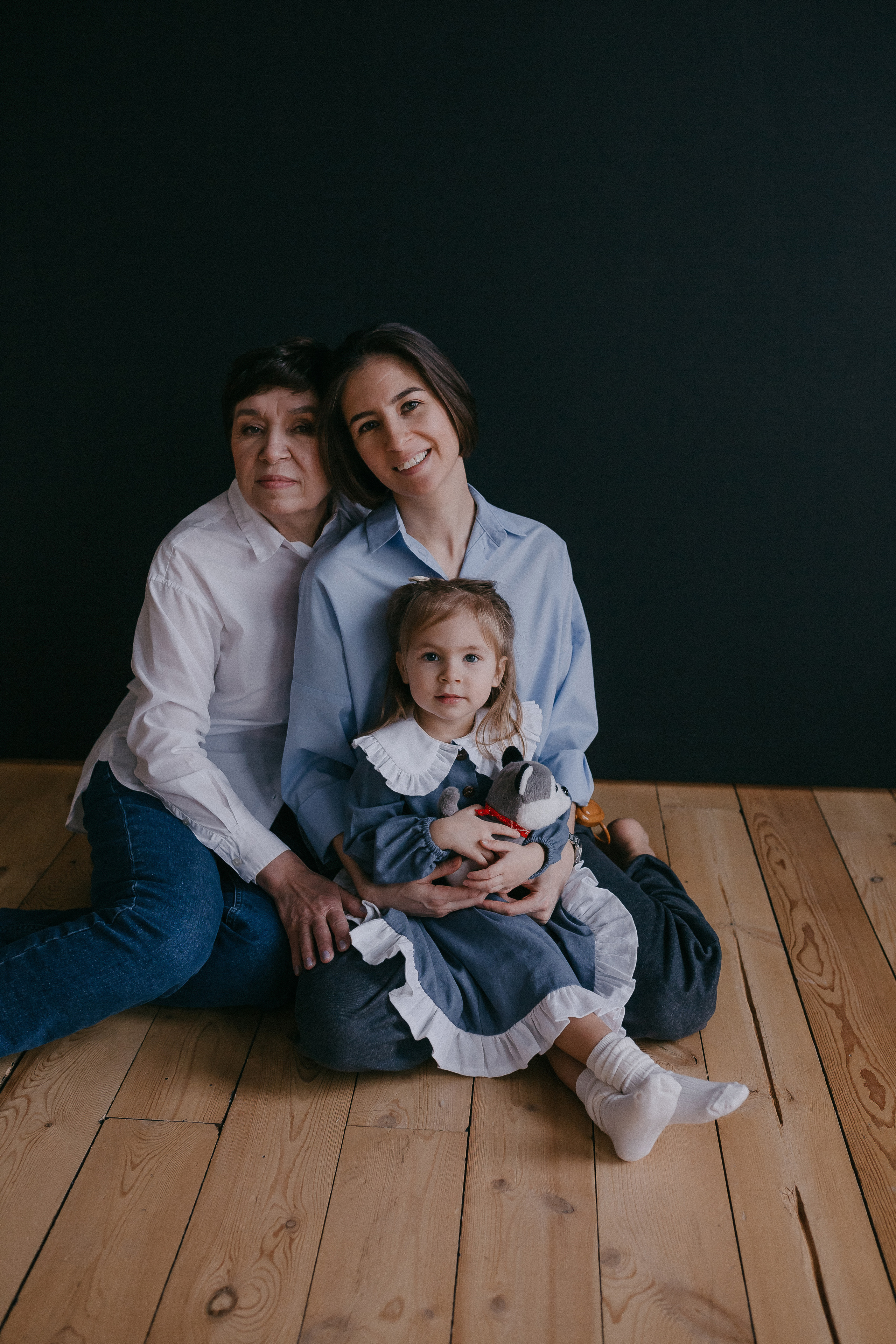 Анастасия с самыми близкими. Семейный фотограф в Сургуте