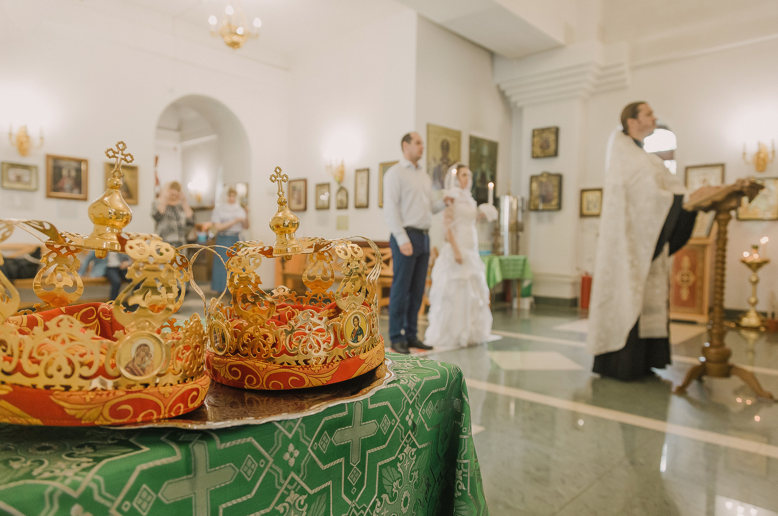 Венчание Екатерины & Владимира. Храм Симеона Верхотурского п.Барсово. Семейный фотограф в Сургуте