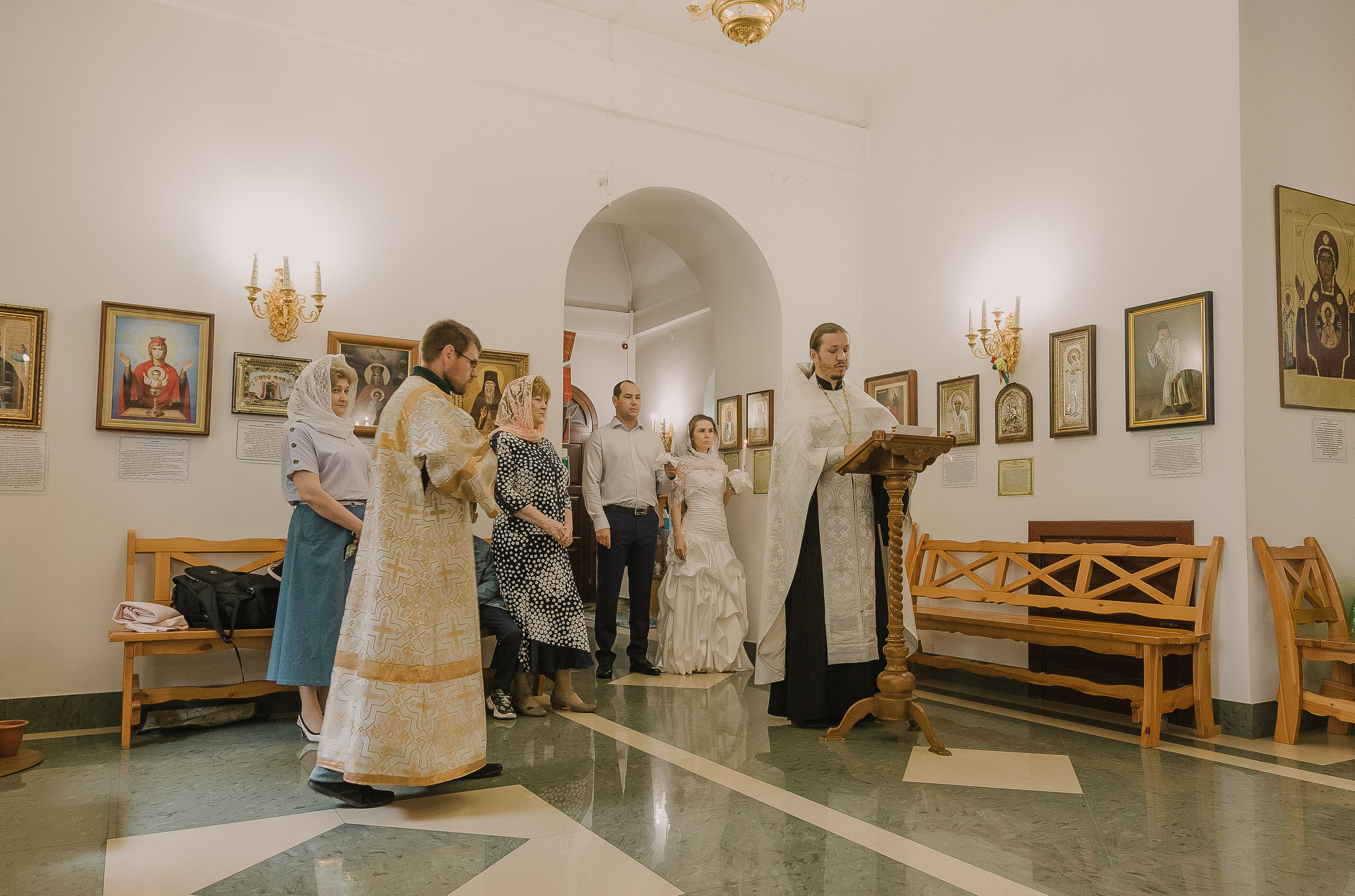 Венчание Екатерины & Владимира. Храм Симеона Верхотурского п.Барсово. Семейный фотограф в Сургуте