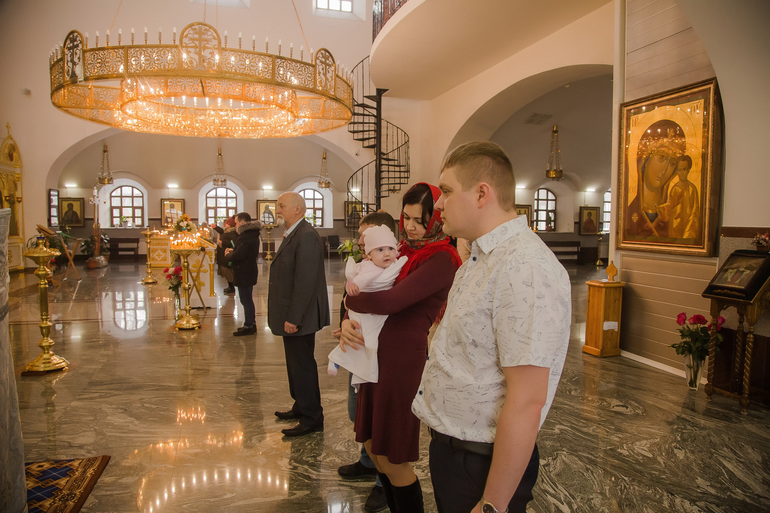 Крещение Вероники. Храм Веры, Надежды, Любови. Семейный фотограф в Сургуте