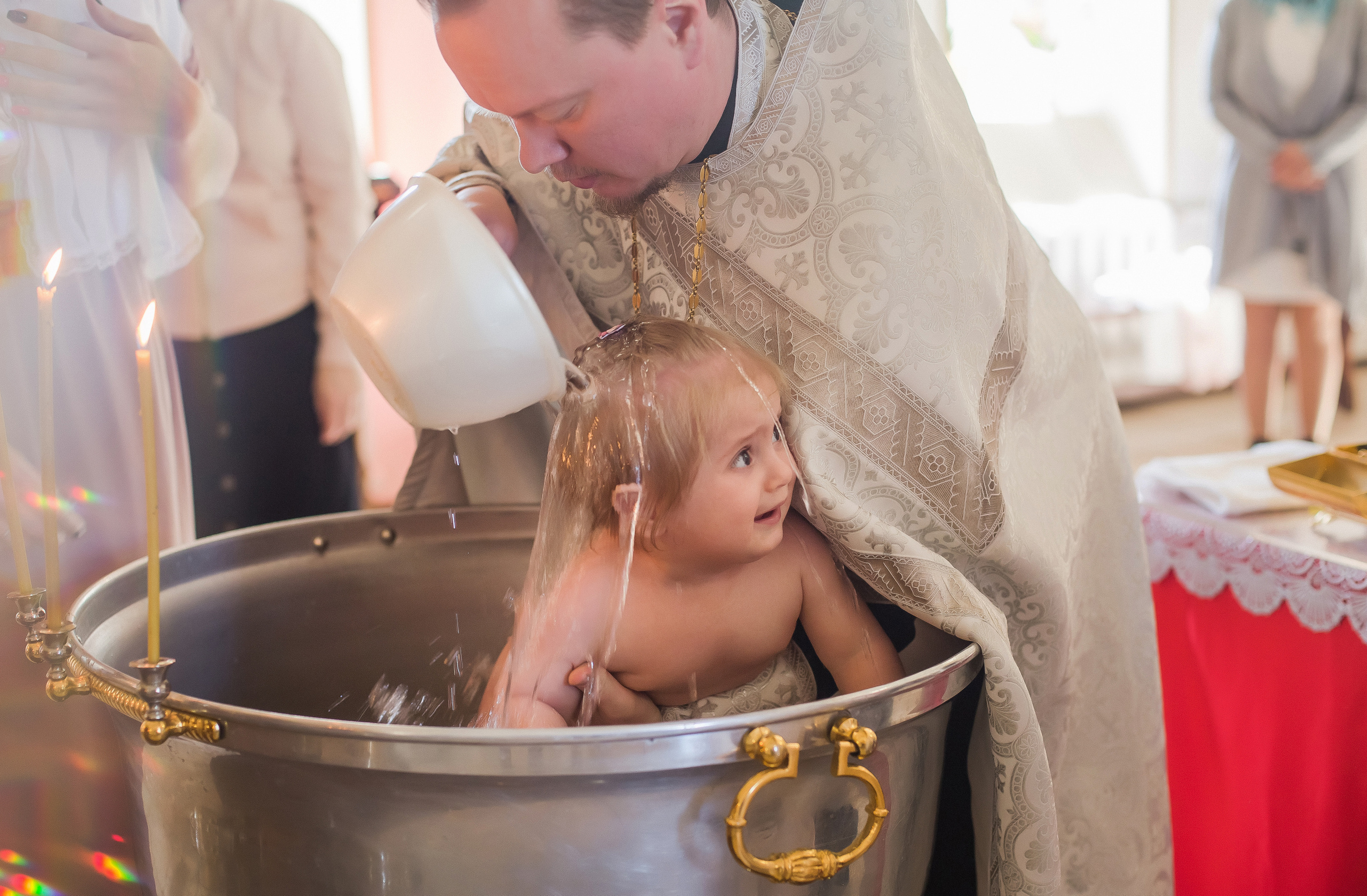 Крещение Ариши. Храм Александра Невского. Семейный фотограф в Сургуте