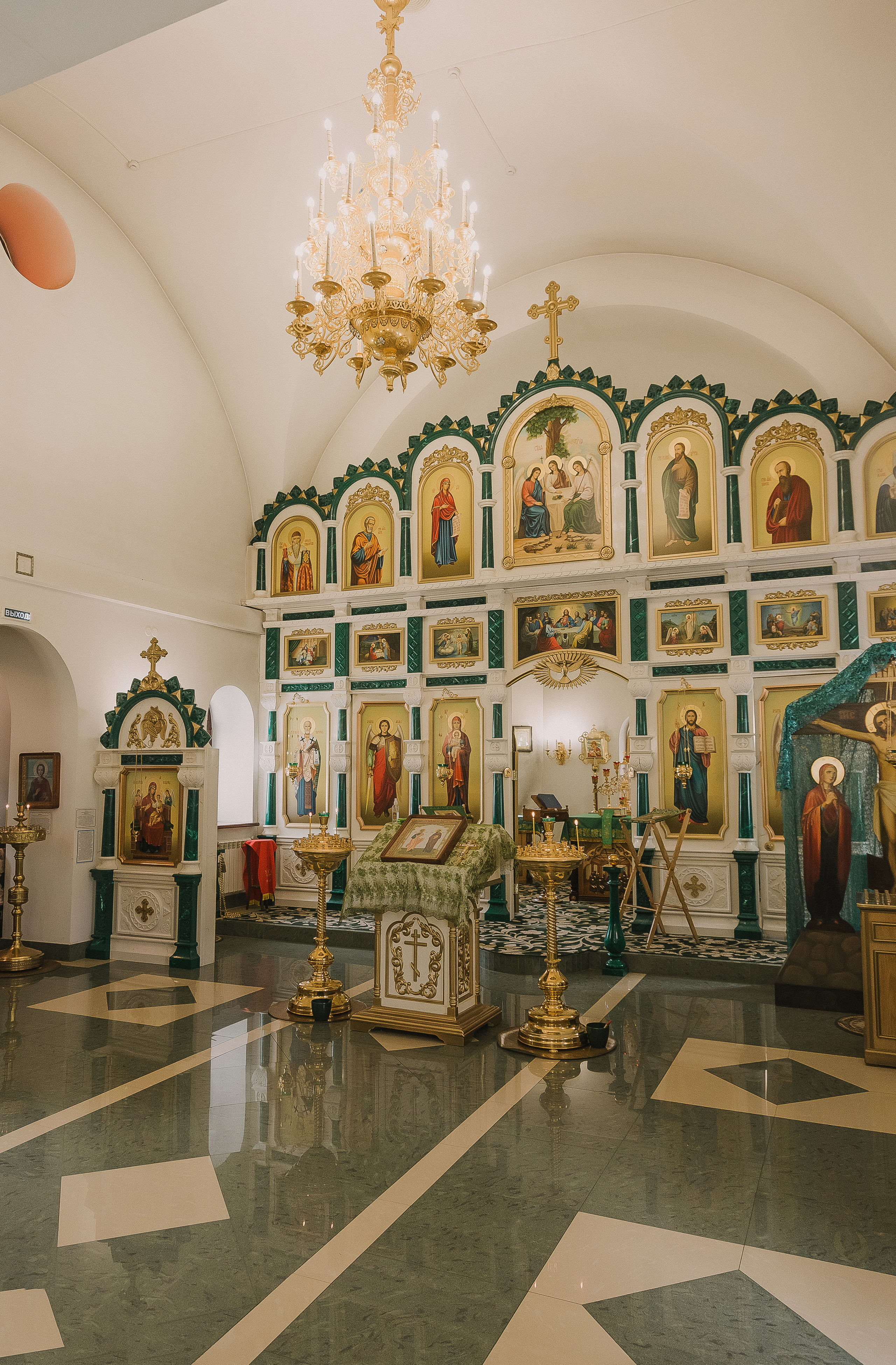 Венчание Екатерины & Владимира. Храм Симеона Верхотурского п.Барсово. Семейный фотограф в Сургуте