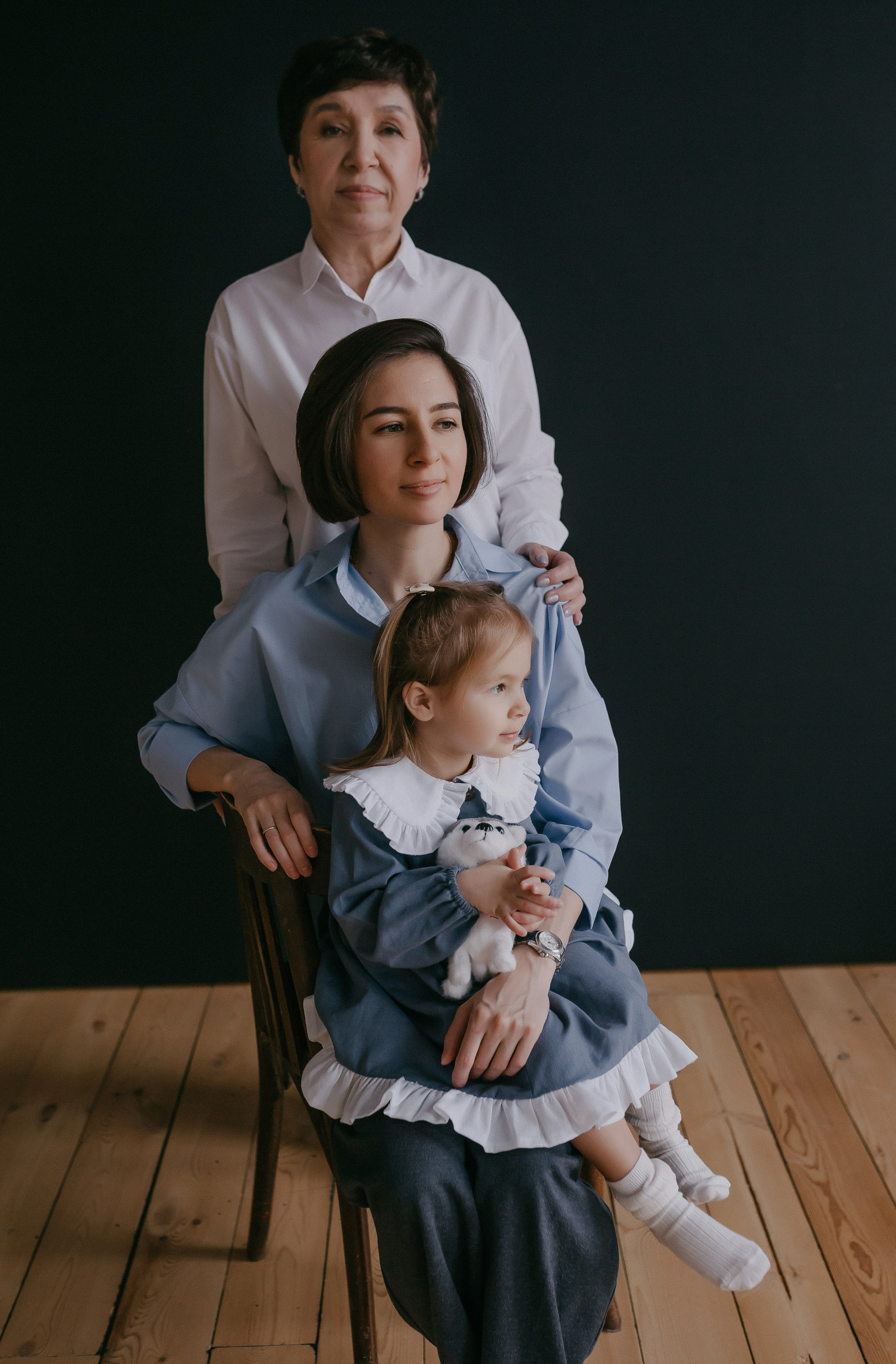 Анастасия с самыми близкими. Семейный фотограф в Сургуте