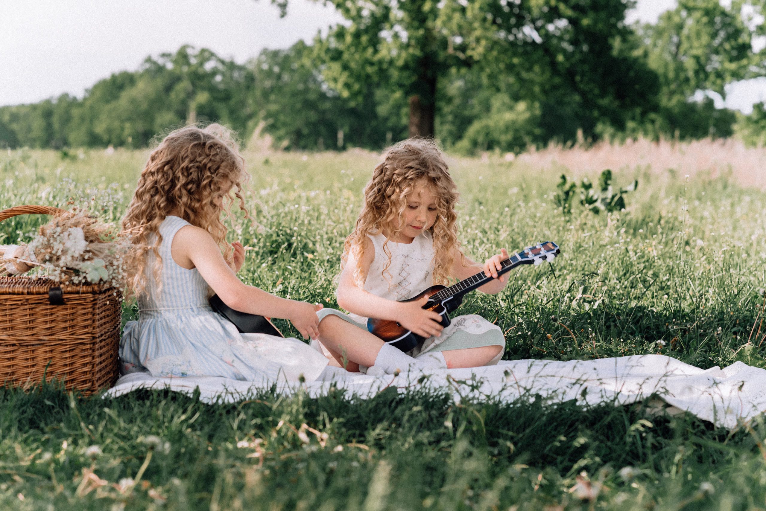 Полёт на воздушном шаре. Приключения Майи и Евы. Детский и семейный фотограф Катерина Мишина