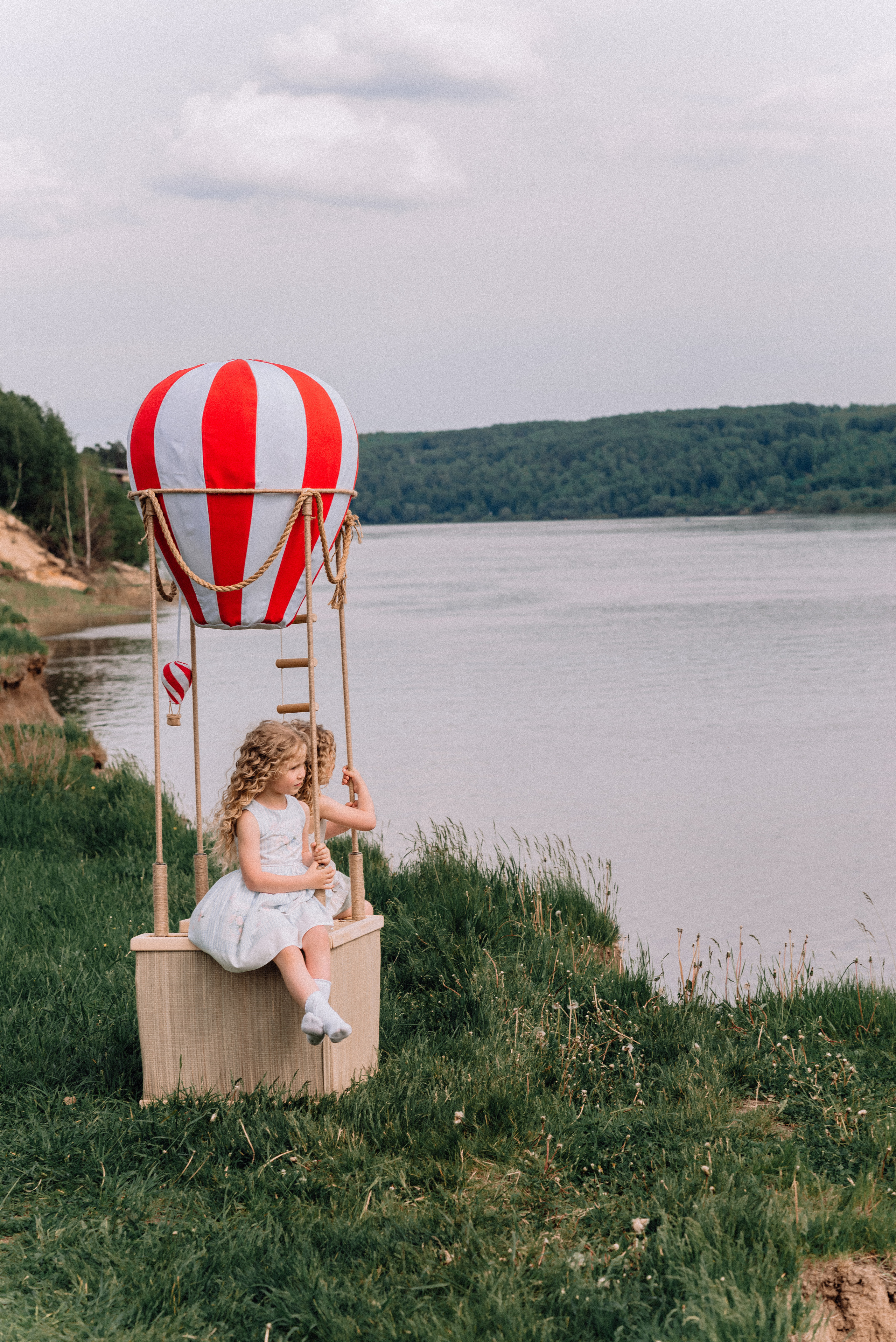 Полёт на воздушном шаре. Приключения Майи и Евы. Детский и семейный фотограф Катерина Мишина
