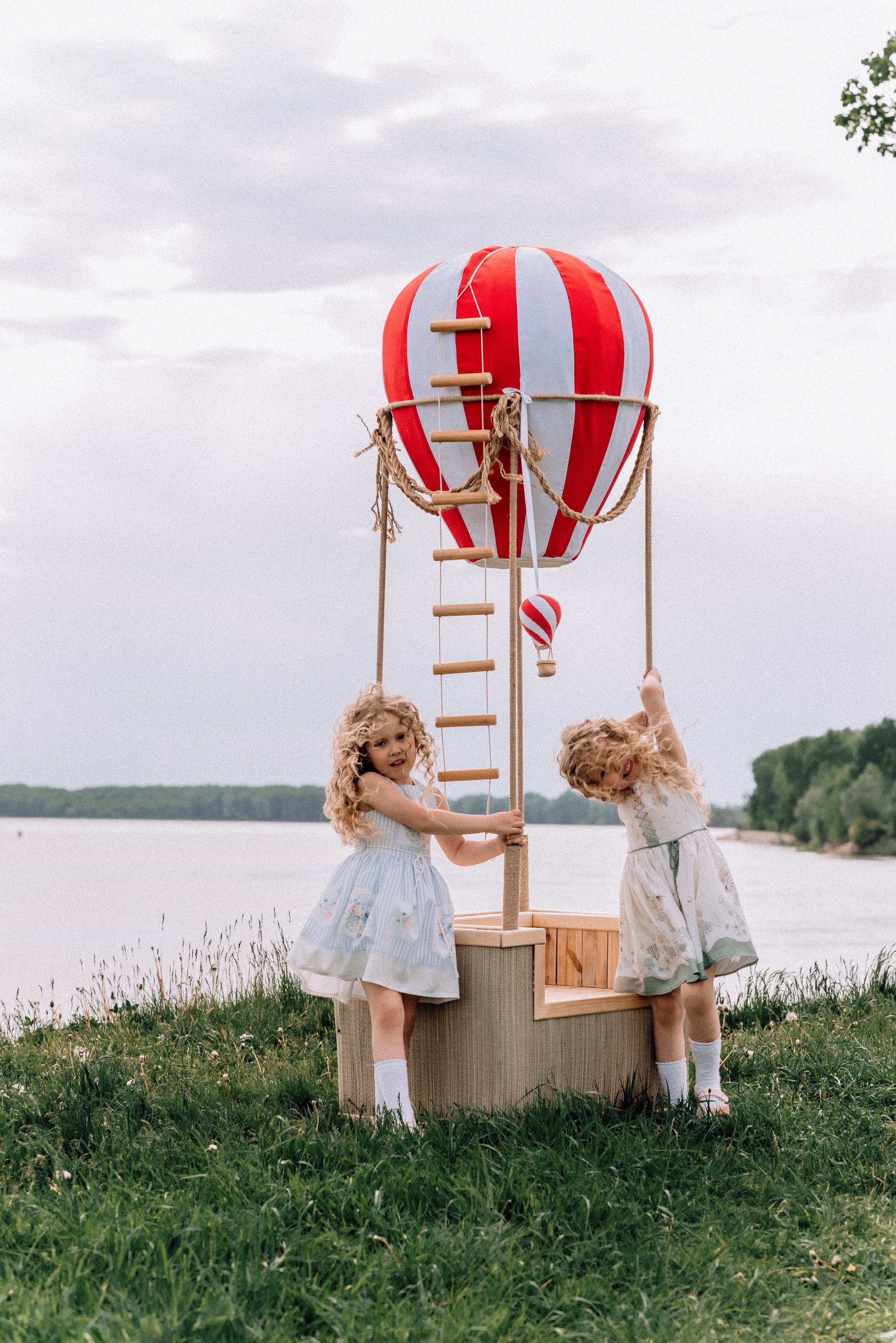 Полёт на воздушном шаре. Приключения Майи и Евы. Детский и семейный фотограф Катерина Мишина