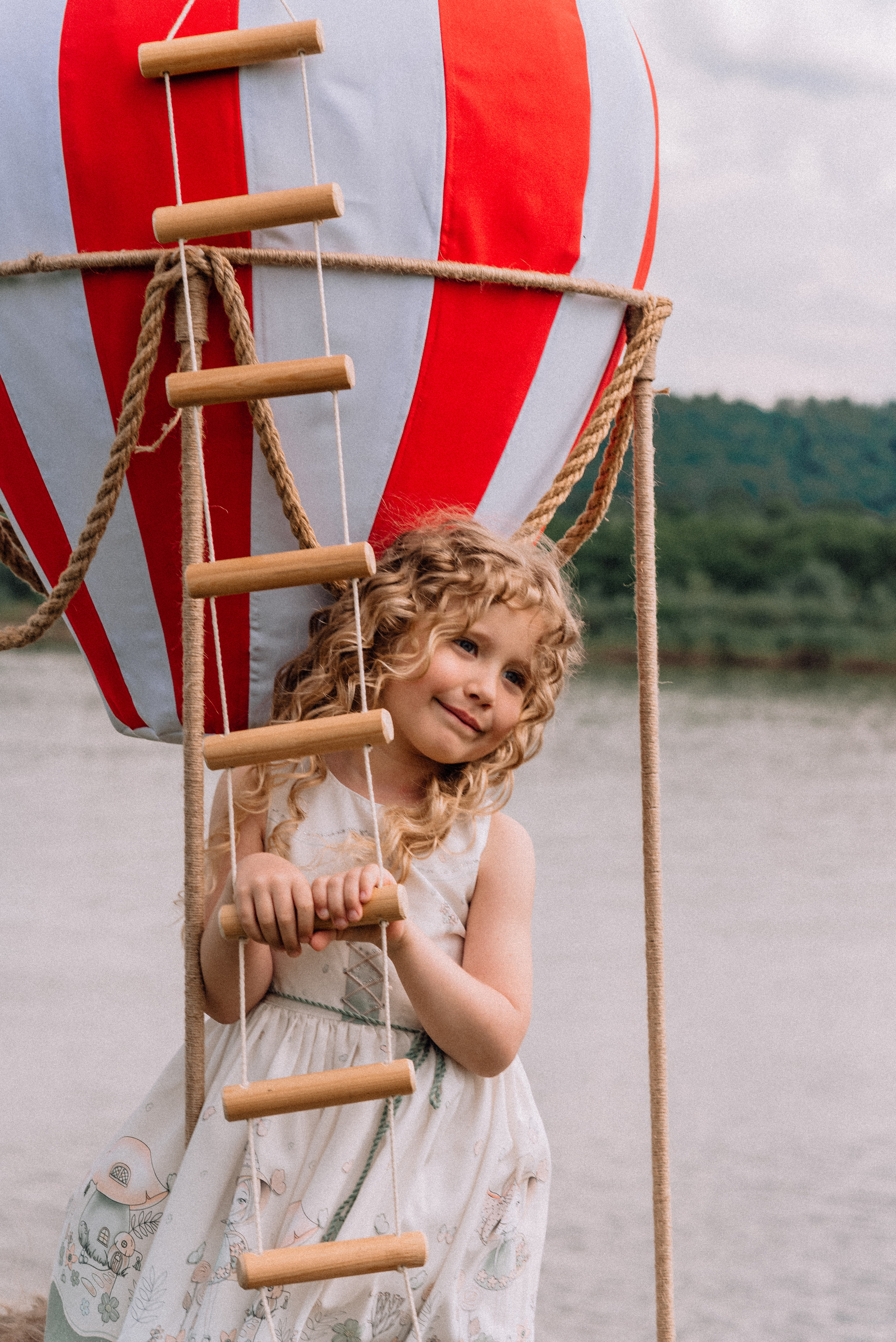 Полёт на воздушном шаре. Приключения Майи и Евы. Детский и семейный фотограф Катерина Мишина
