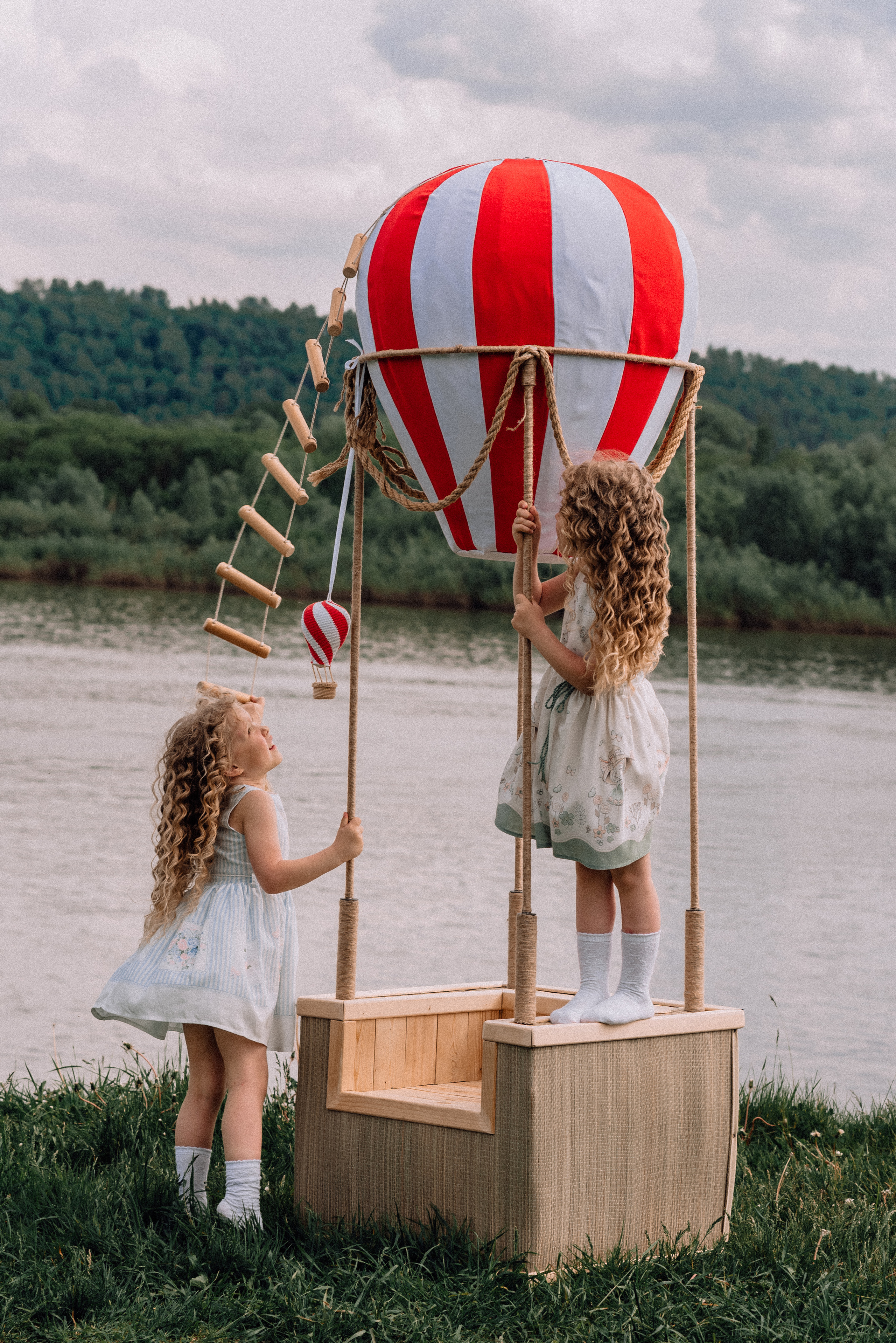 Полёт на воздушном шаре. Приключения Майи и Евы. Детский и семейный фотограф Катерина Мишина