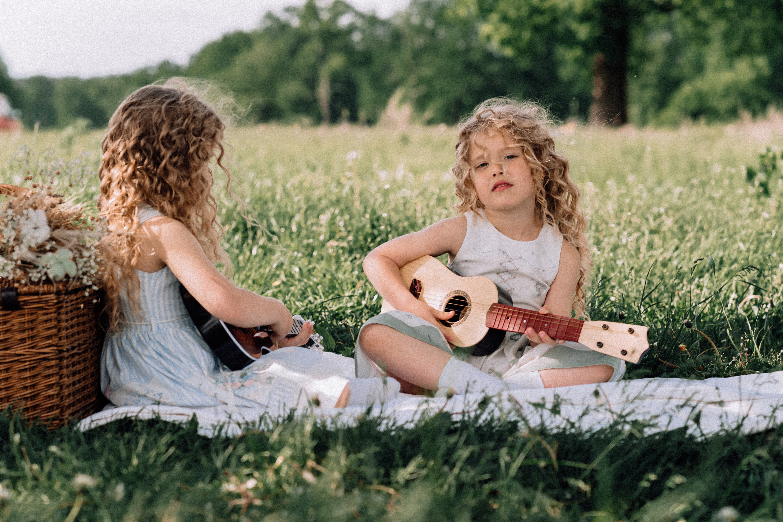 Полёт на воздушном шаре. Приключения Майи и Евы. Детский и семейный фотограф Катерина Мишина