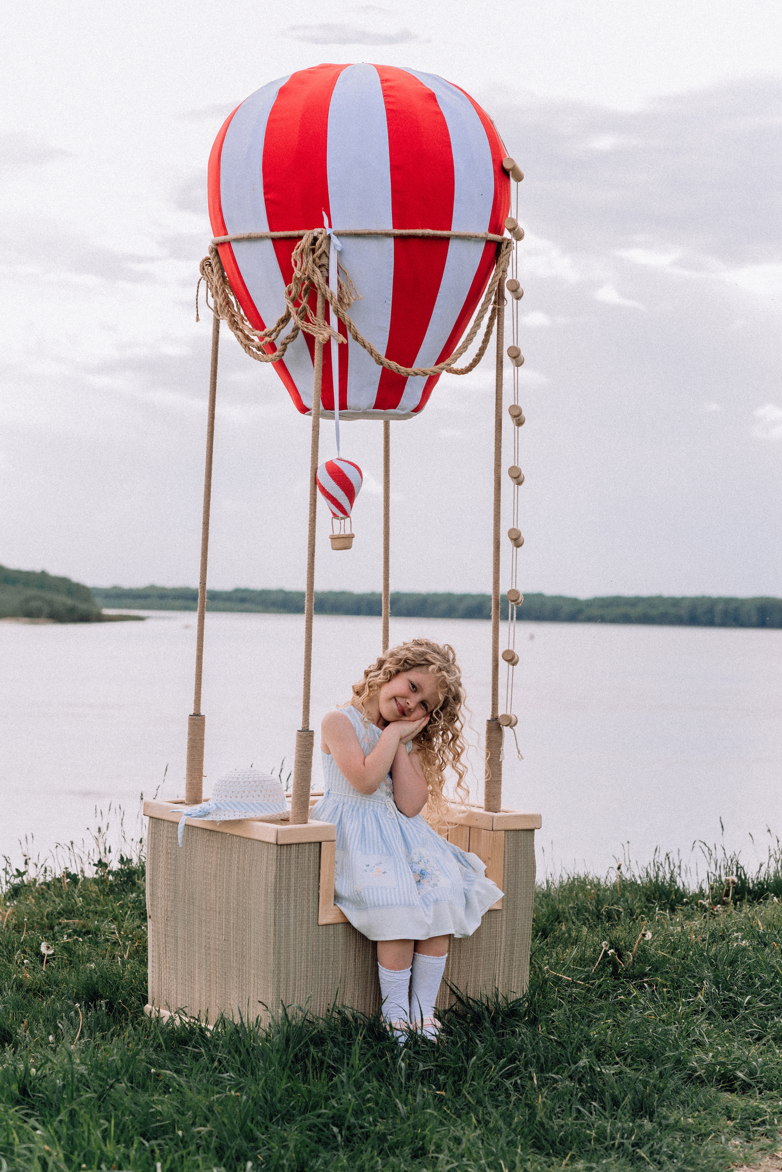 Полёт на воздушном шаре. Приключения Майи и Евы. Детский и семейный фотограф Катерина Мишина