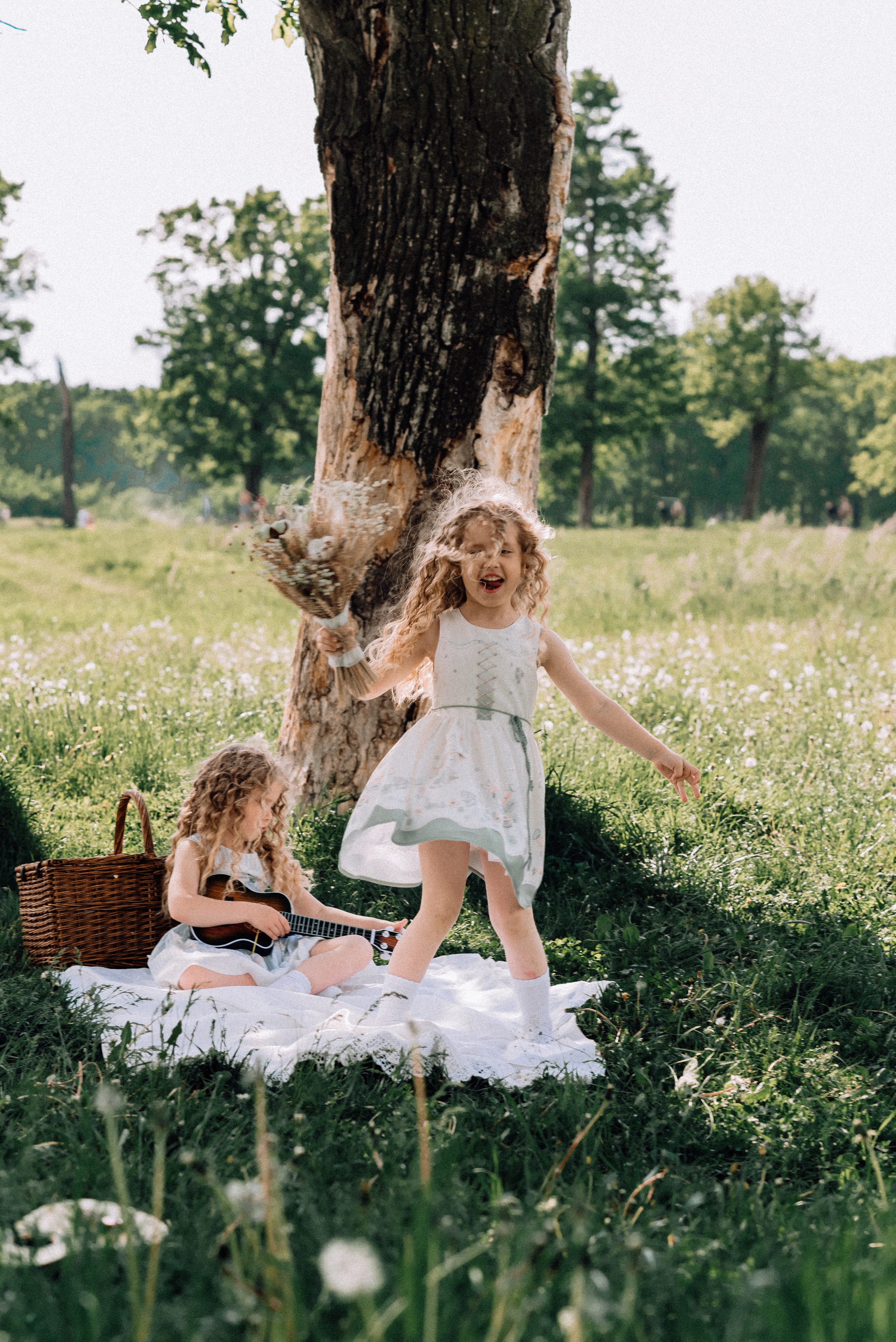 Полёт на воздушном шаре. Приключения Майи и Евы. Детский и семейный фотограф Катерина Мишина