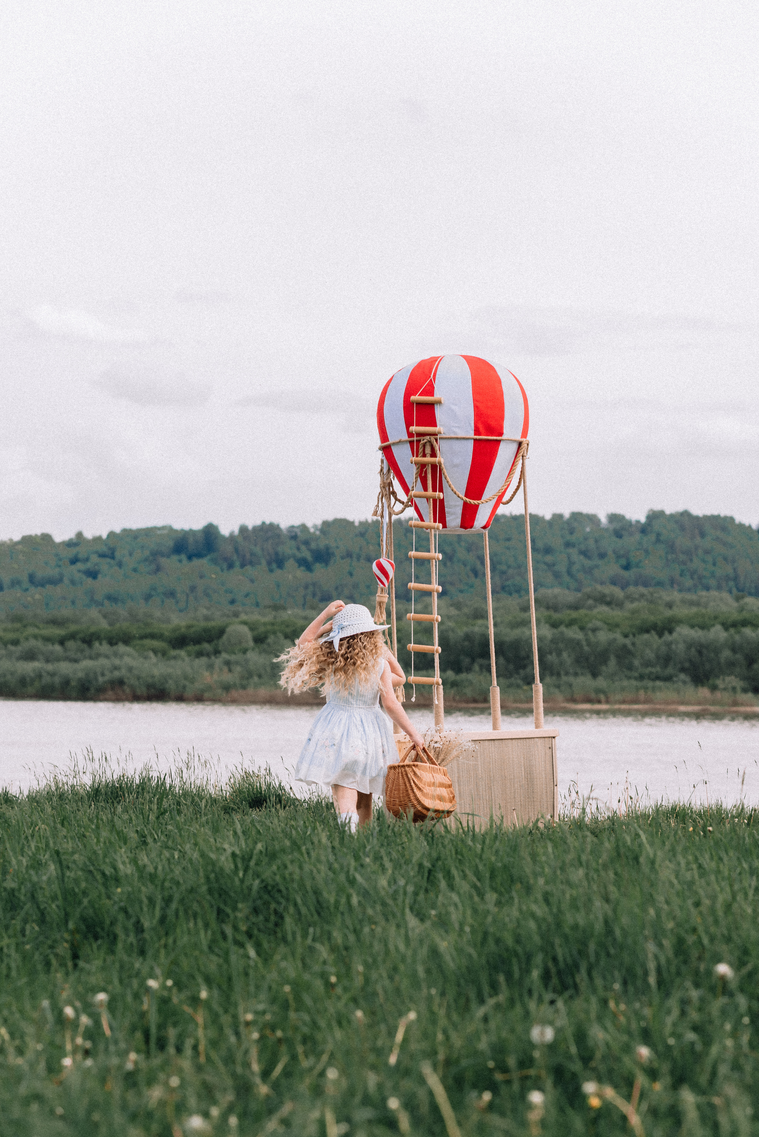 Полёт на воздушном шаре. Приключения Майи и Евы. Детский и семейный фотограф Катерина Мишина