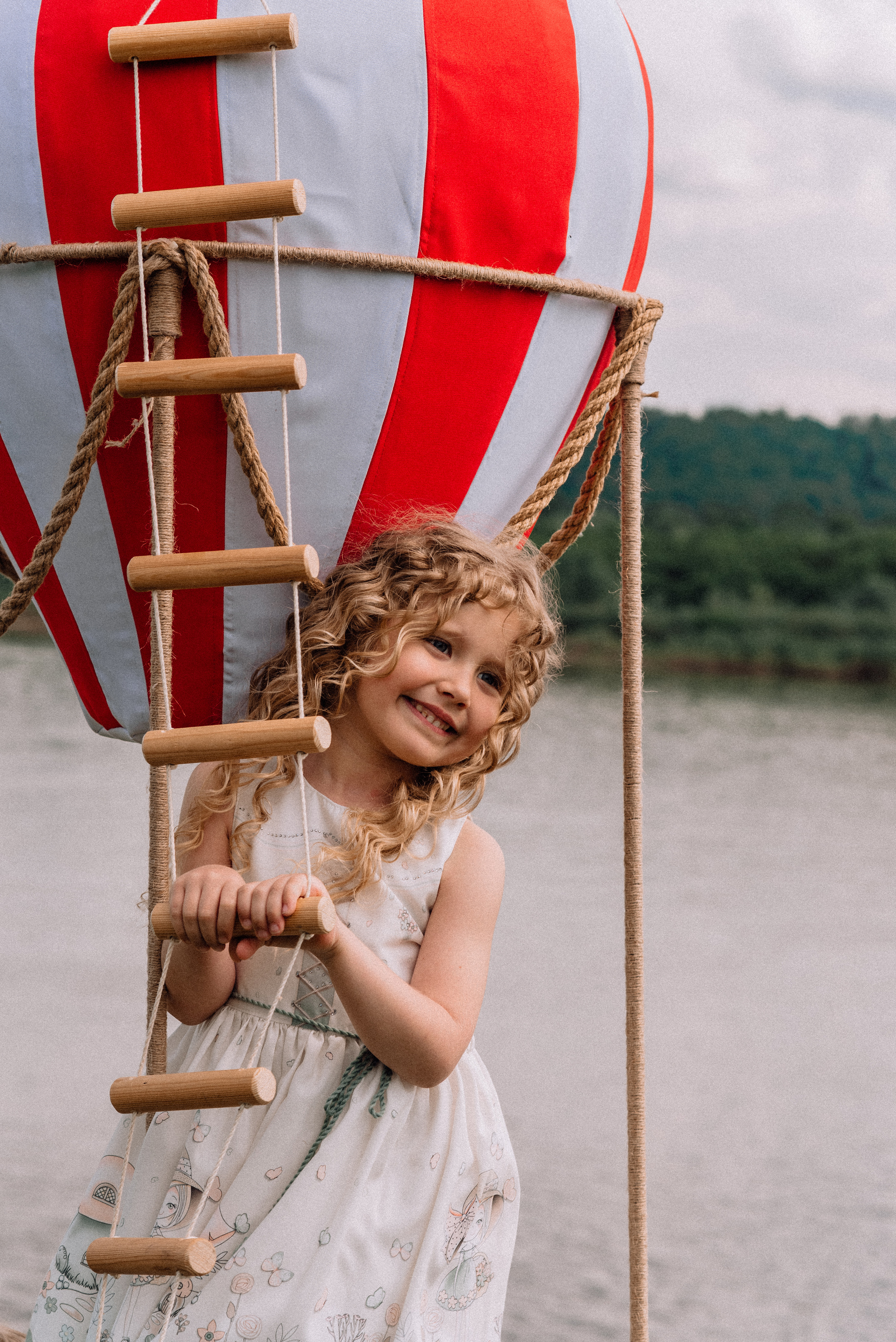 Полёт на воздушном шаре. Приключения Майи и Евы. Детский и семейный фотограф Катерина Мишина