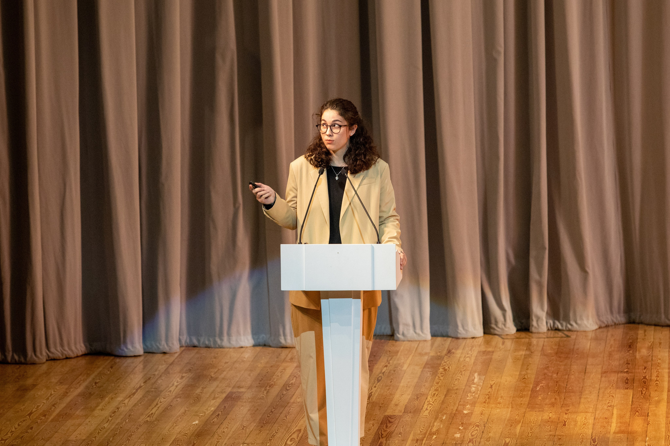 Молодежный Форум. Правительство Москвы. Фотограф в Москве Яна Полосина