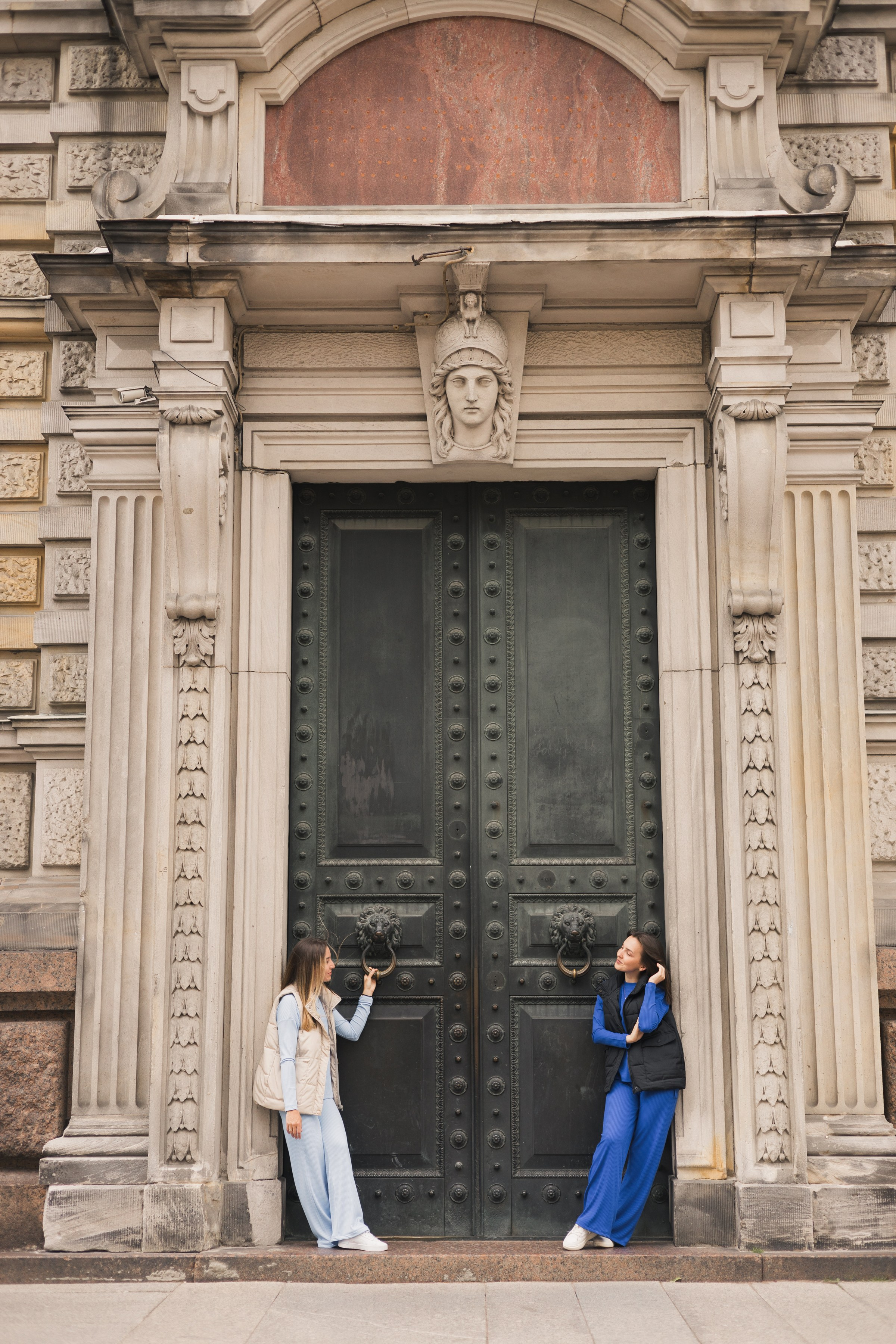 Прогулочная фотосессия. Портретный фотограф СПб, женский фотограф, минимализм и эстетика