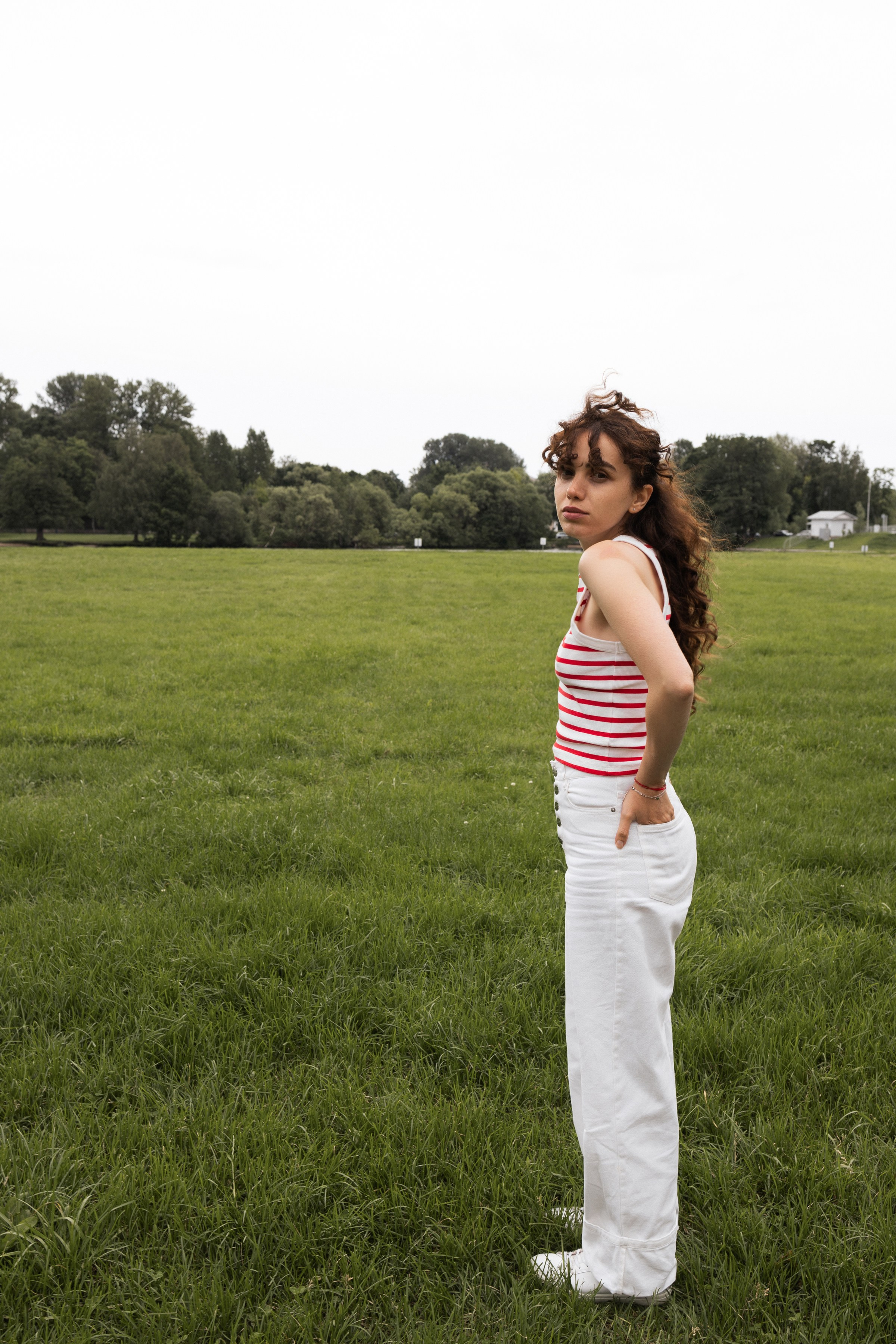 Прогулочная фотосессия. Портретный фотограф СПб, женский фотограф, минимализм и эстетика