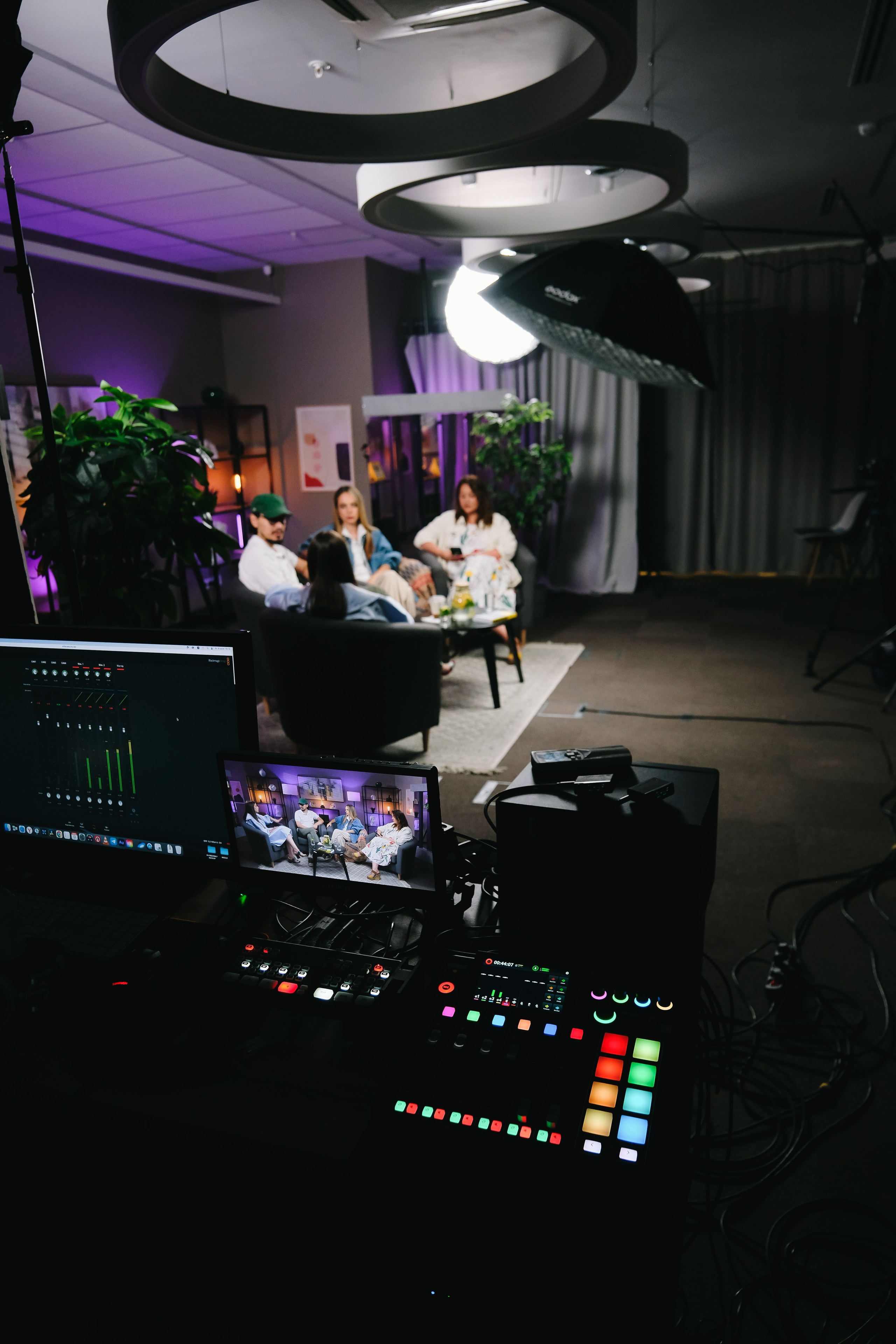 Репортажная съемка. Фотограф сюжетных съемок и портретов в Санкт-Петербурге и Москве Стася Ефремова