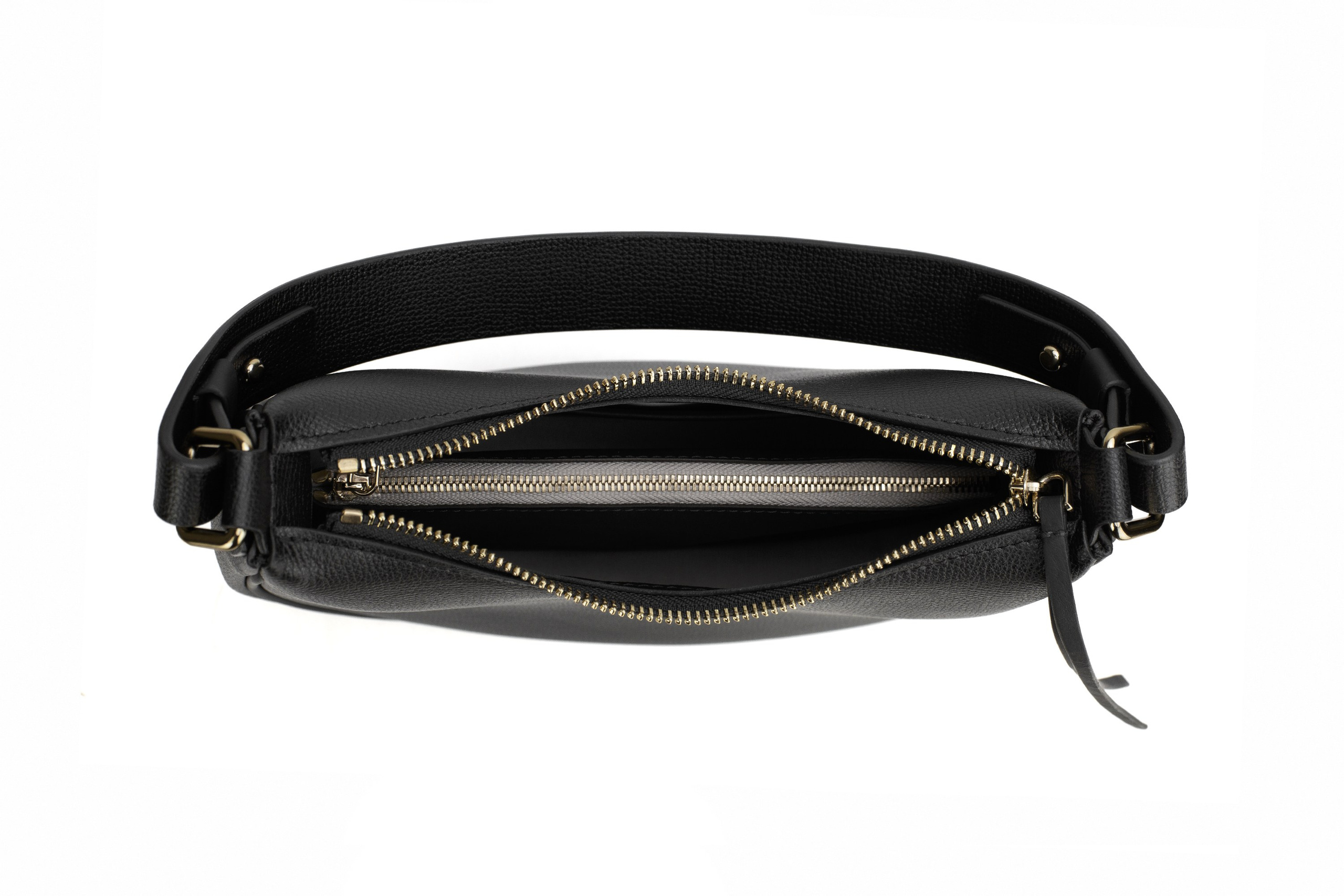 Сумки и рюкзаки. Предметная и каталожная съемка в Москве!