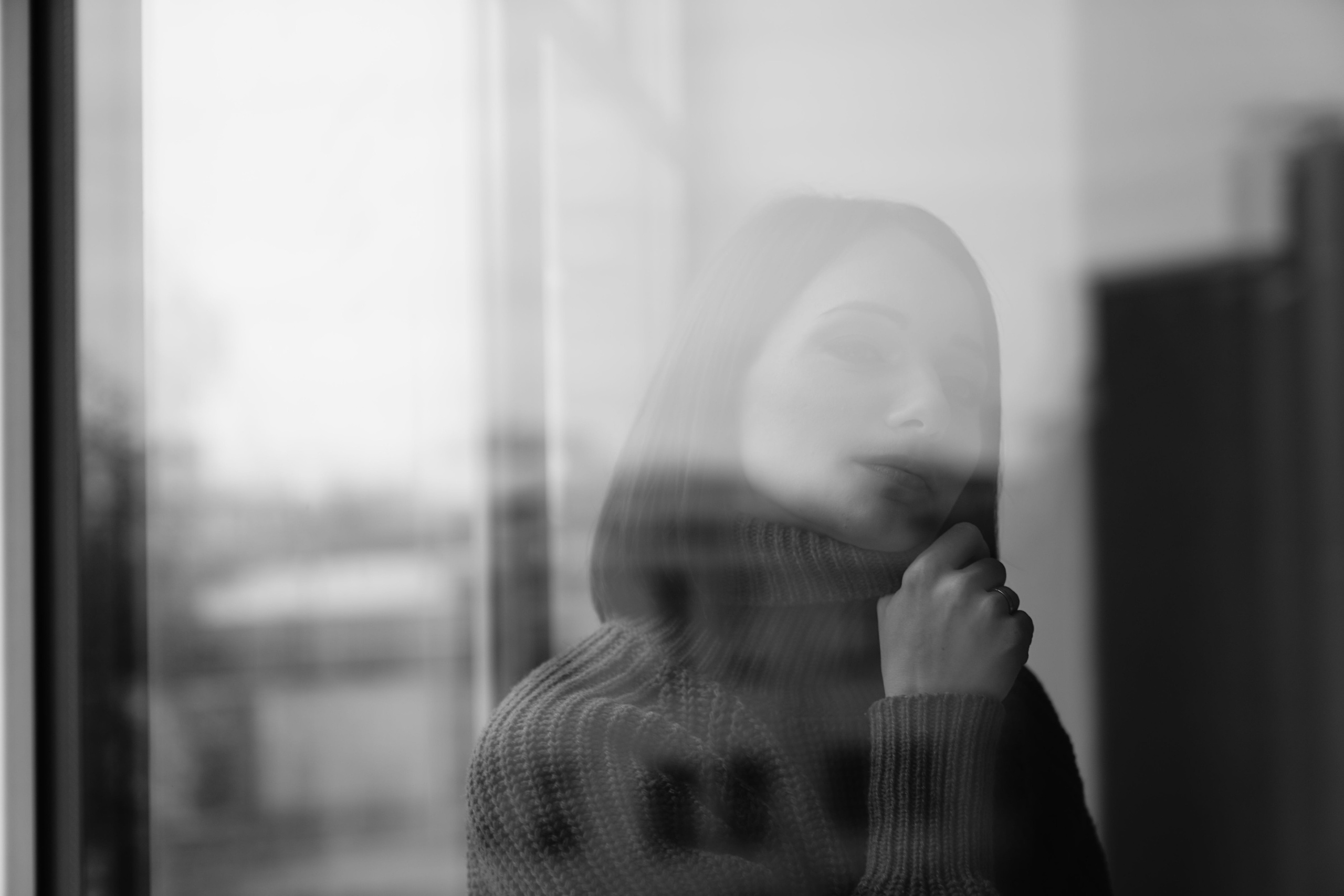 фотограф ростов-на-дону москва санкт-петербург краснодар сочи снимок классика эстетика монохром красивая девушка естесственное позирование идеи чб вдохновение 2022 2023 фототерапия фотосессия съёмка черно белая фотография онлайн сделать фотографию чб фото цветов девушек black and white беременных в студии в рубашке цены рнд спб питер мск минимализм стиль без ретуши без фильтров трибунская