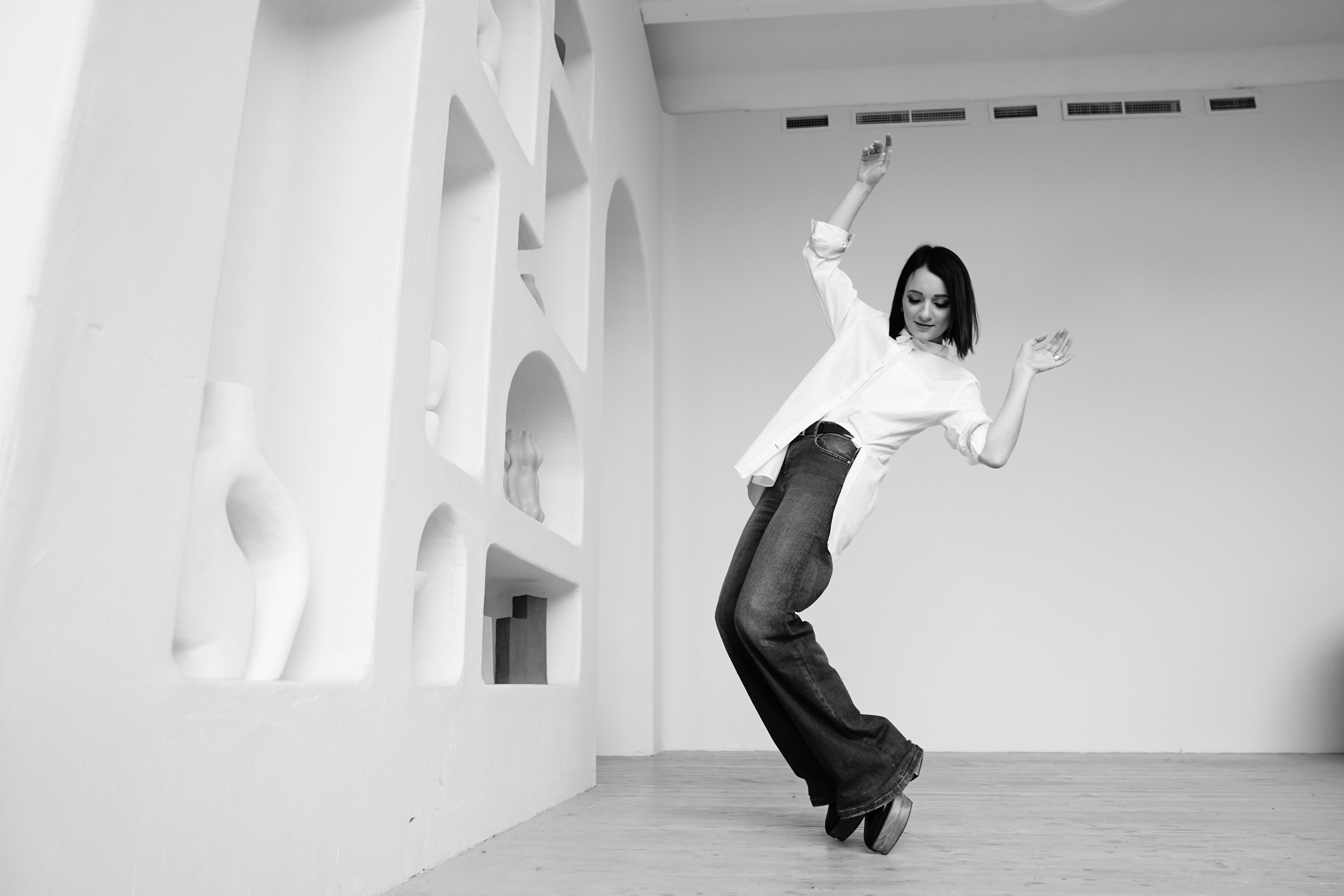 фотограф ростов-на-дону москва санкт-петербург краснодар сочи снимок классика эстетика монохром красивая девушка естесственное позирование идеи чб вдохновение 2022 2023 фототерапия фотосессия съёмка черно белая фотография онлайн сделать фотографию чб фото цветов девушек black and white беременных в студии в рубашке цены рнд спб питер мск минимализм стиль без ретуши без фильтров трибунская