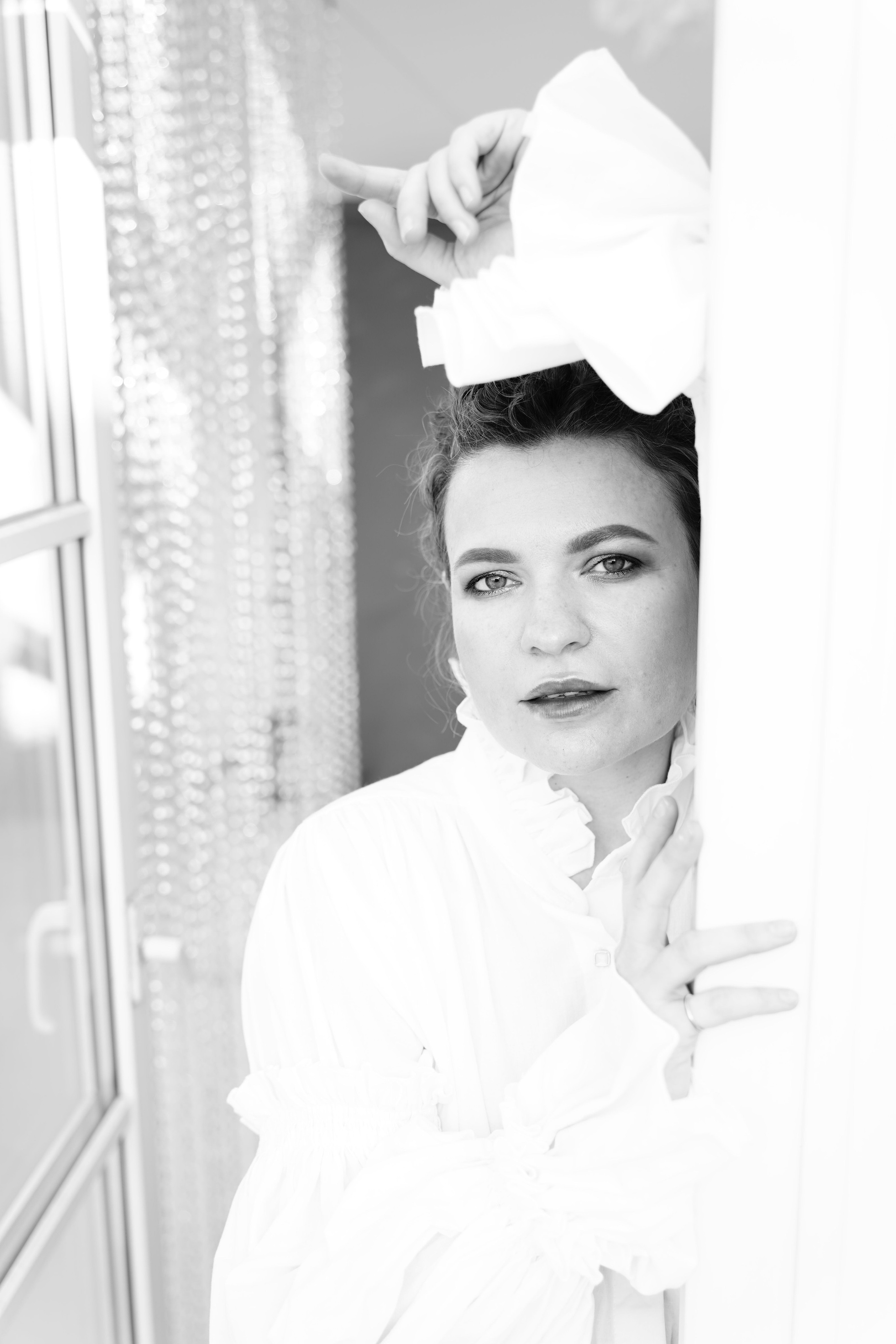 фотограф ростов-на-дону москва санкт-петербург краснодар сочи снимок классика эстетика монохром красивая девушка естесственное позирование идеи чб вдохновение 2022 2023 фототерапия фотосессия съёмка черно белая фотография онлайн сделать фотографию чб фото цветов девушек black and white беременных в студии в рубашке цены рнд спб питер мск минимализм стиль без ретуши без фильтров трибунская