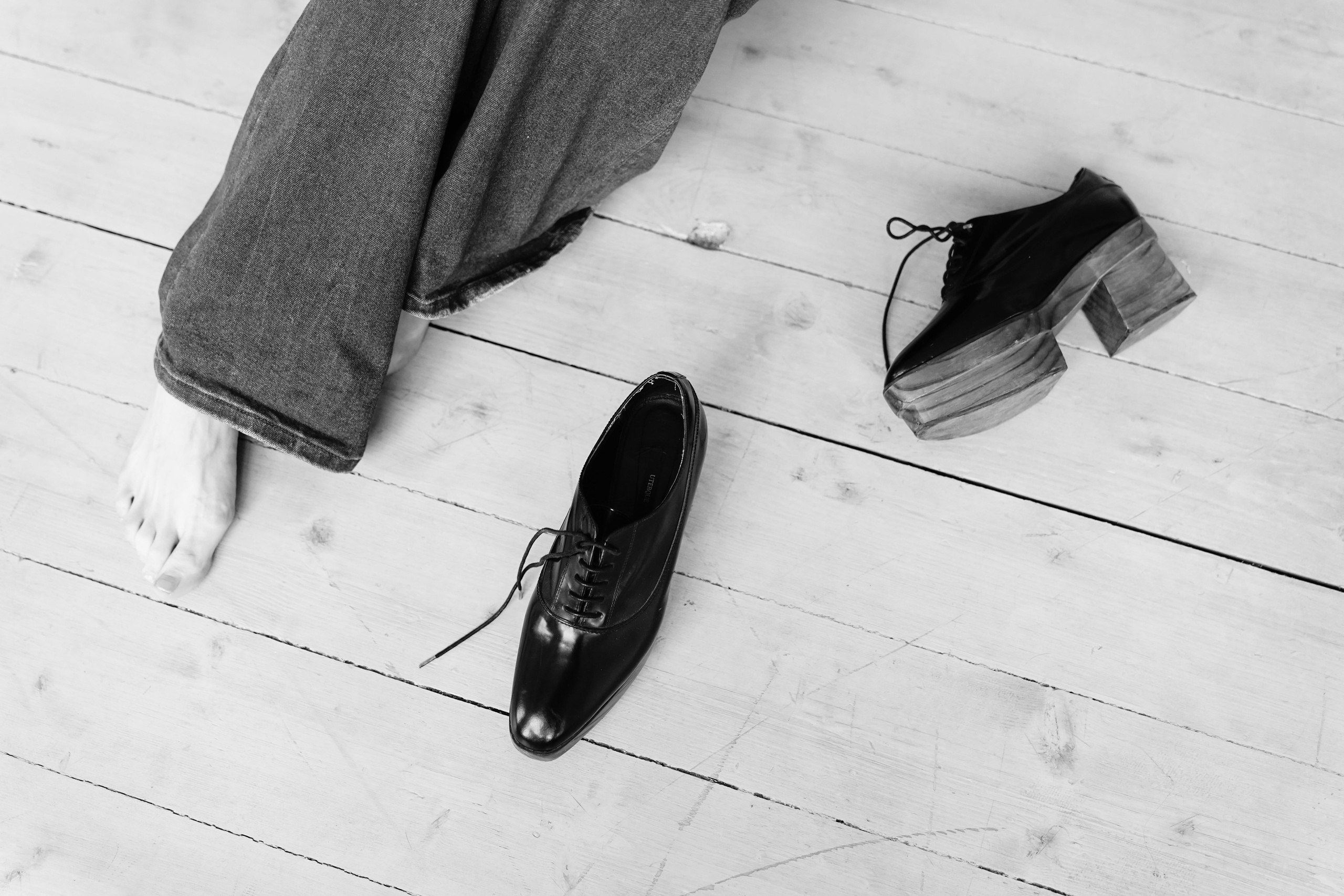 фотограф ростов-на-дону москва санкт-петербург краснодар сочи снимок классика эстетика монохром красивая девушка естесственное позирование идеи чб вдохновение 2022 2023 фототерапия фотосессия съёмка черно белая фотография онлайн сделать фотографию чб фото цветов девушек black and white беременных в студии в рубашке цены рнд спб питер мск минимализм стиль без ретуши без фильтров трибунская