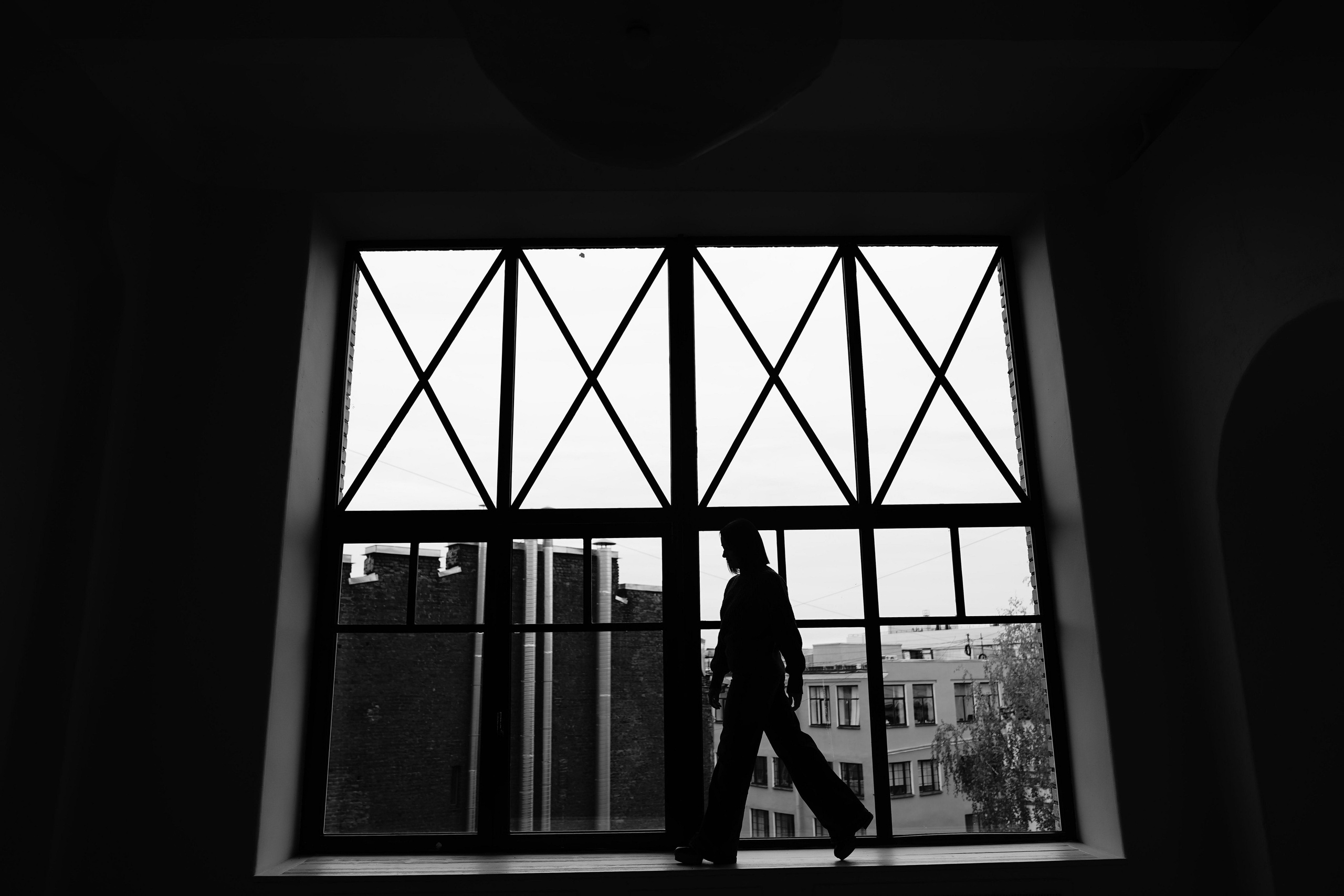 фотограф ростов-на-дону москва санкт-петербург краснодар сочи снимок классика эстетика монохром красивая девушка естесственное позирование идеи чб вдохновение 2022 2023 фототерапия фотосессия съёмка черно белая фотография онлайн сделать фотографию чб фото цветов девушек black and white беременных в студии в рубашке цены рнд спб питер мск минимализм стиль без ретуши без фильтров трибунская