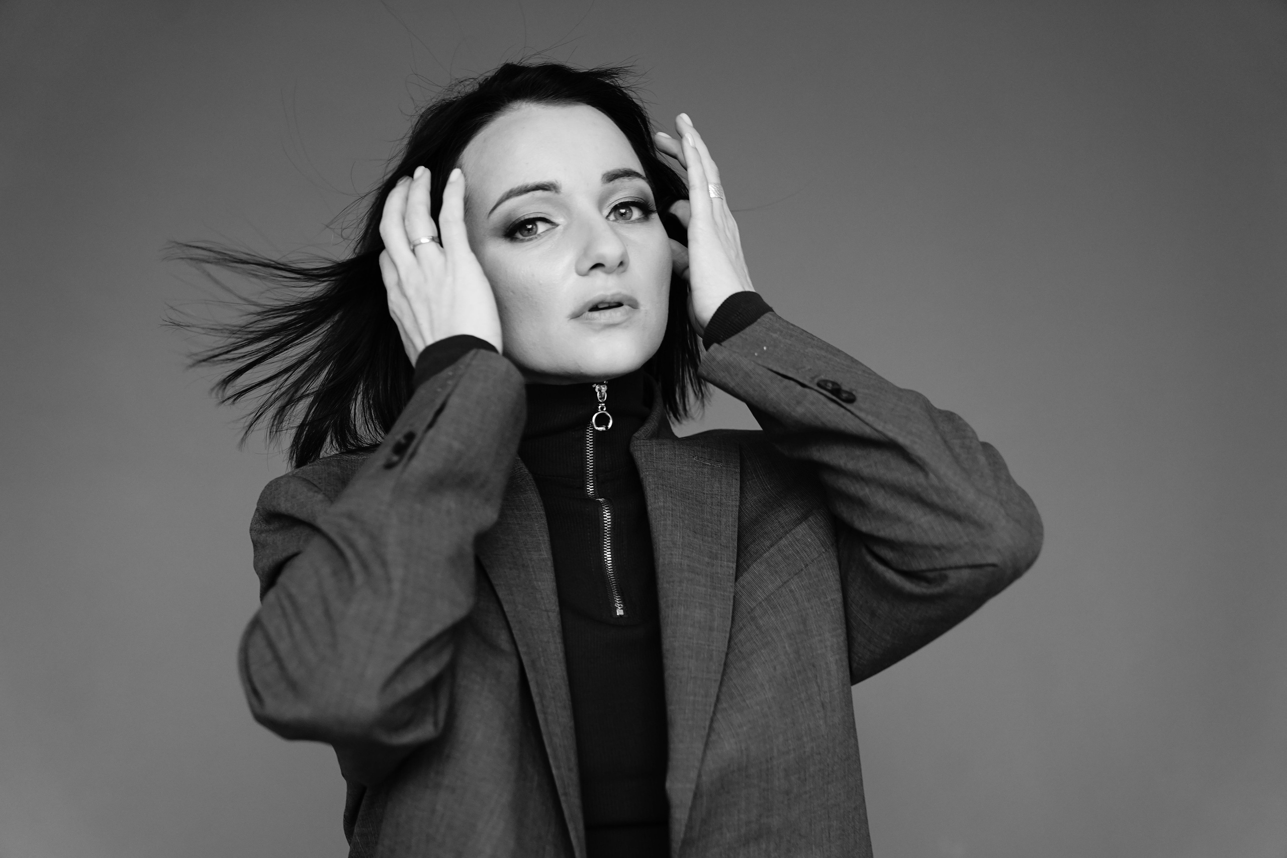 фотограф ростов-на-дону москва санкт-петербург краснодар сочи снимок классика эстетика монохром красивая девушка естесственное позирование идеи чб вдохновение 2022 2023 фототерапия фотосессия съёмка черно белая фотография онлайн сделать фотографию чб фото цветов девушек black and white беременных в студии в рубашке цены рнд спб питер мск минимализм стиль без ретуши без фильтров трибунская