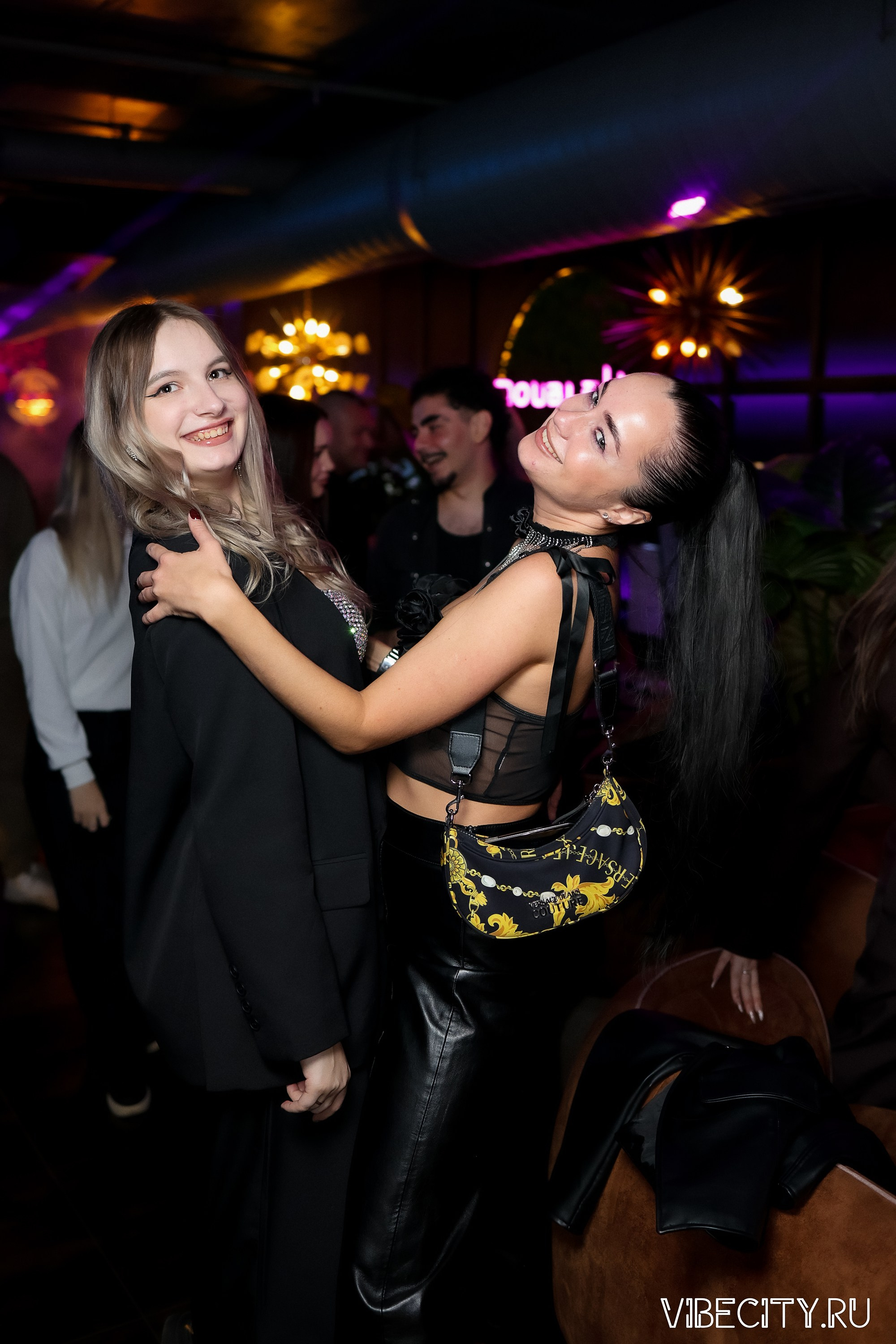 DOUBLE U. VIBECITY.RU Вайб Сити Ру Фоторепортажи Фотоотчеты Калининград