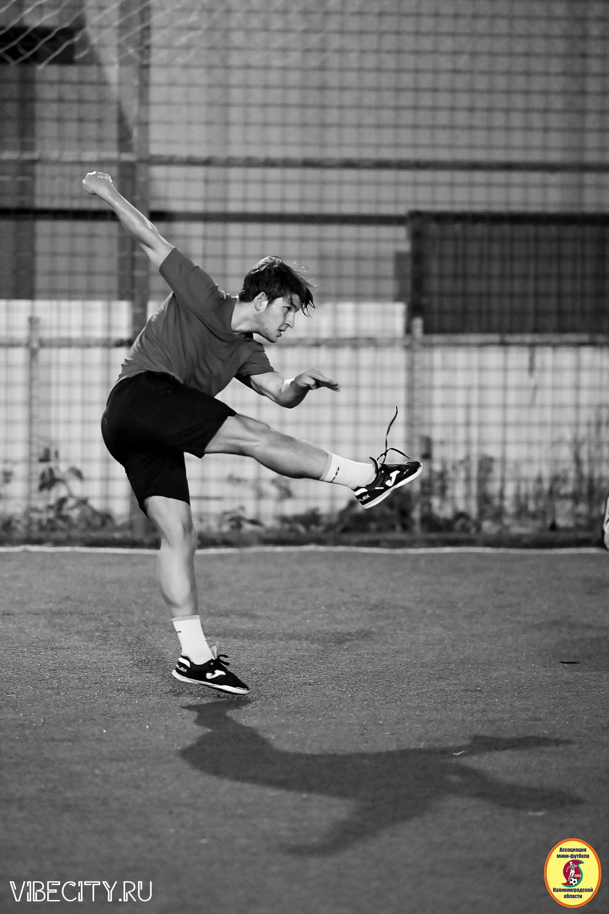 ФИНАЛЬНЫЕ ИГРЫ КУБКА МИНИ-ФУТБОЛЬНОЙ ЛИГИ И КУБКА КОРПОРАТИВНОЙ МФЛ 2025. VIBECITY.RU Вайб Сити Ру Фоторепортажи Фотоотчеты Калининград