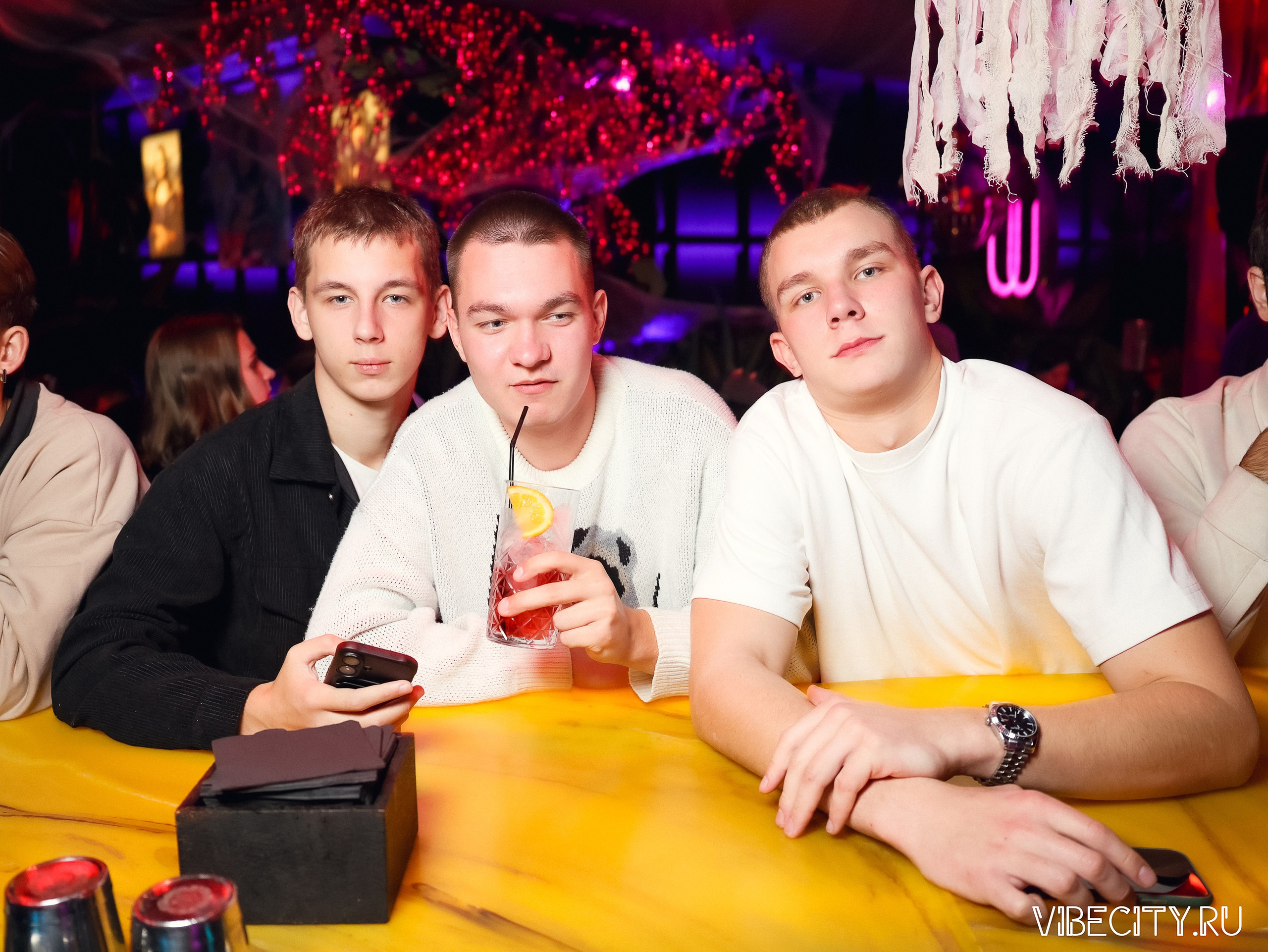 DOUBLE U. VIBECITY.RU Вайб Сити Ру Фоторепортажи Фотоотчеты Калининград