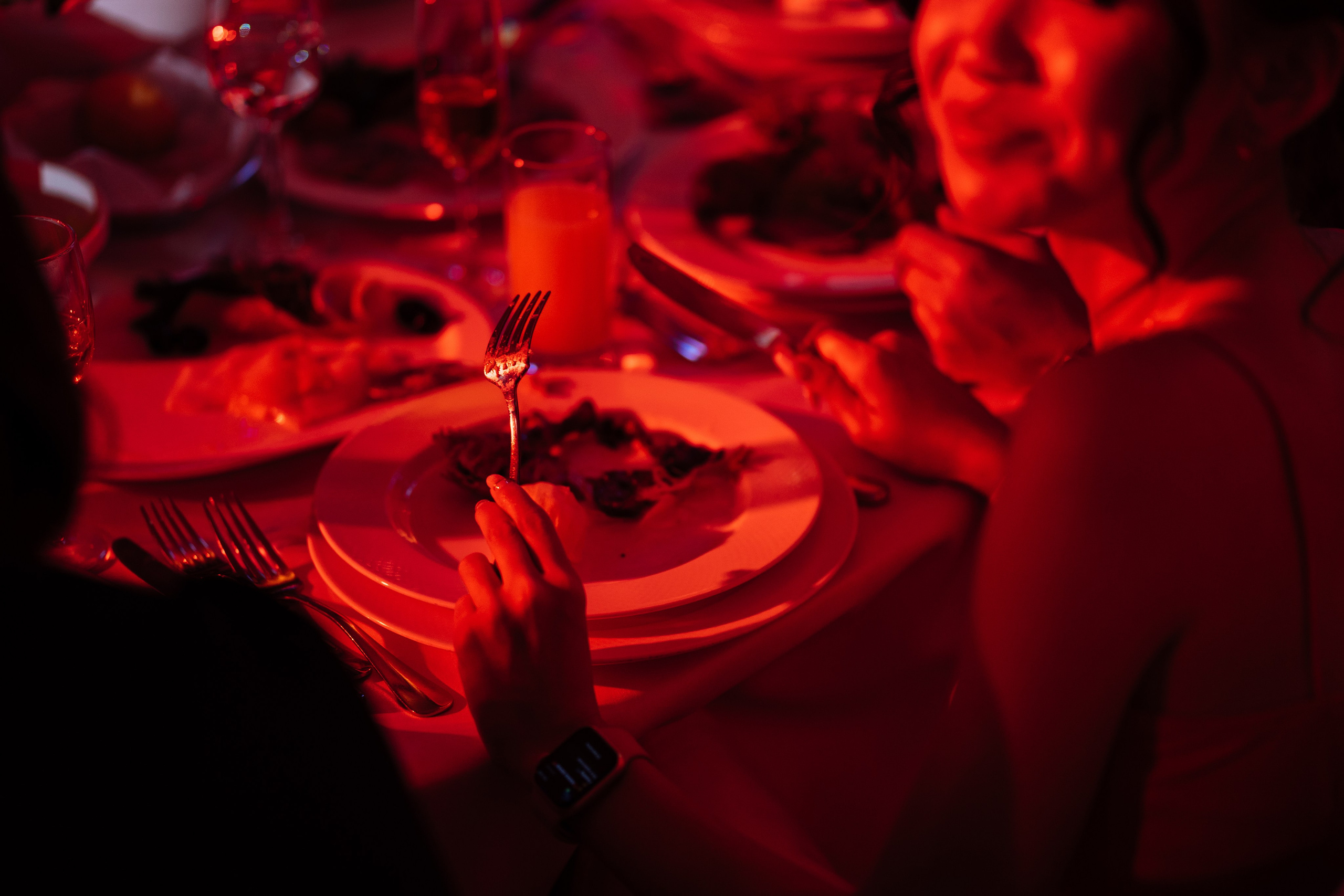 Корпоратив Allure 2023. Репортажный фотограф в Астане — Диана Калтаева, портретный фотограф