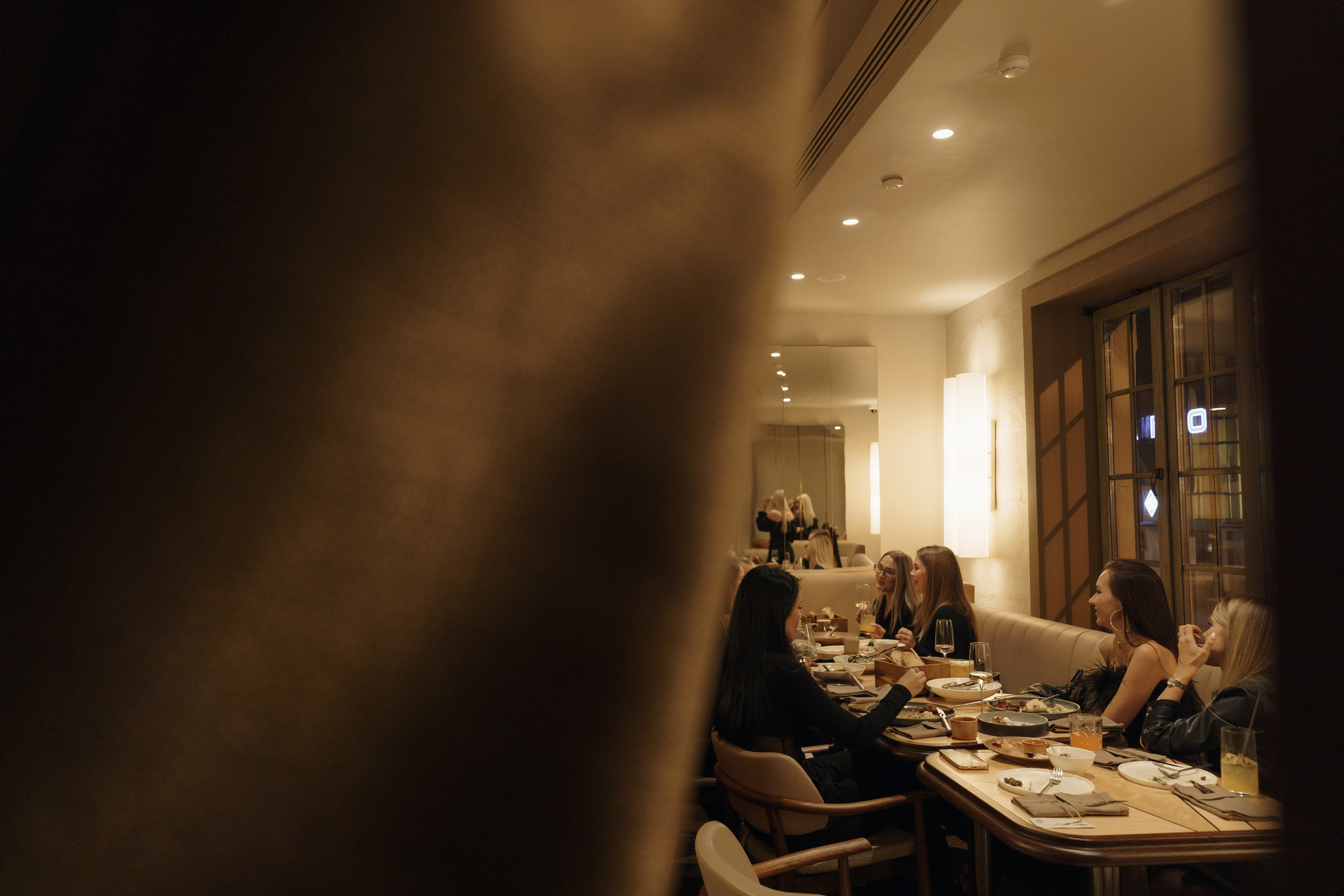 День рождения в кафе. Фотограф во Владивостоке Антон Блохин