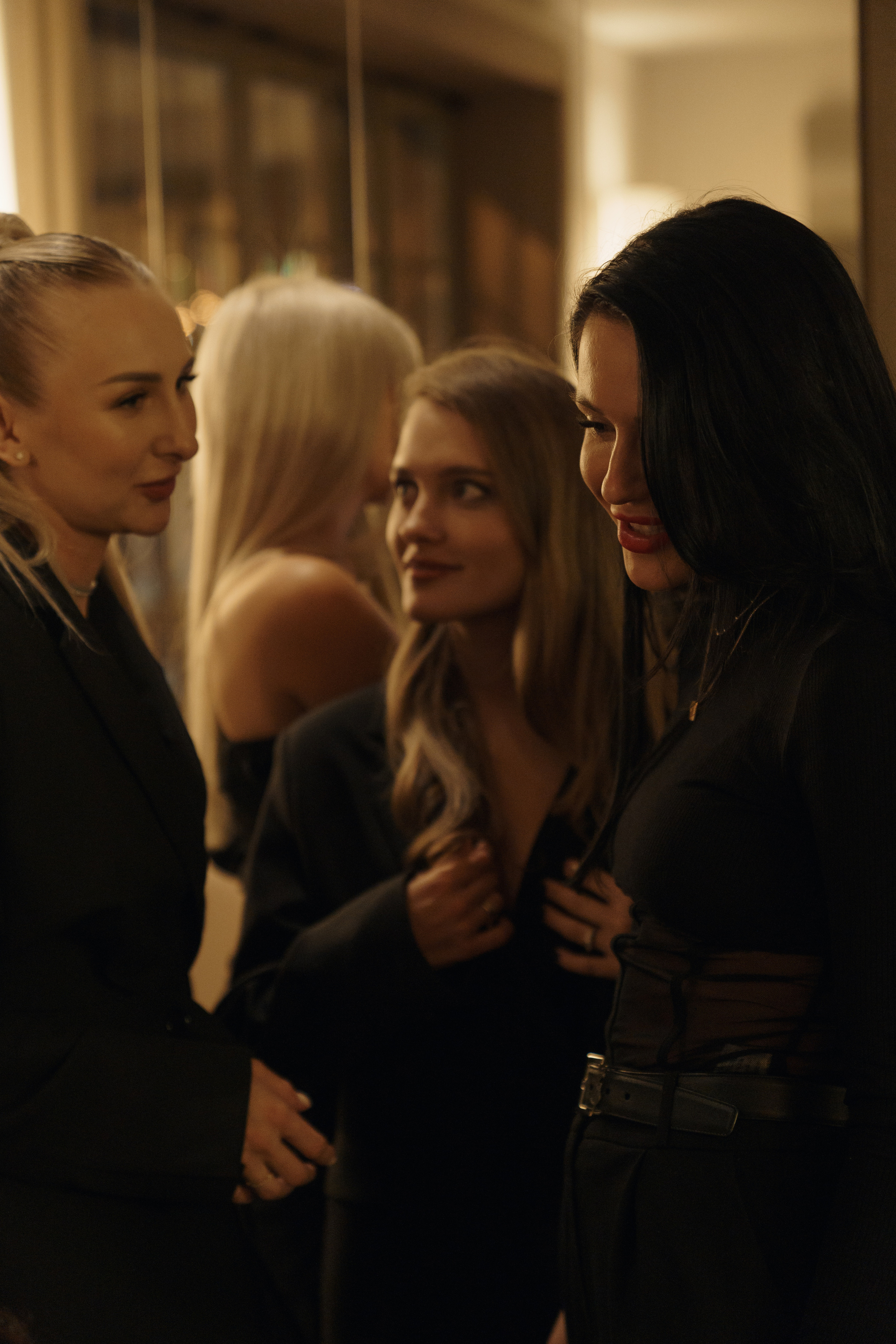 День рождения в кафе. Фотограф во Владивостоке Антон Блохин