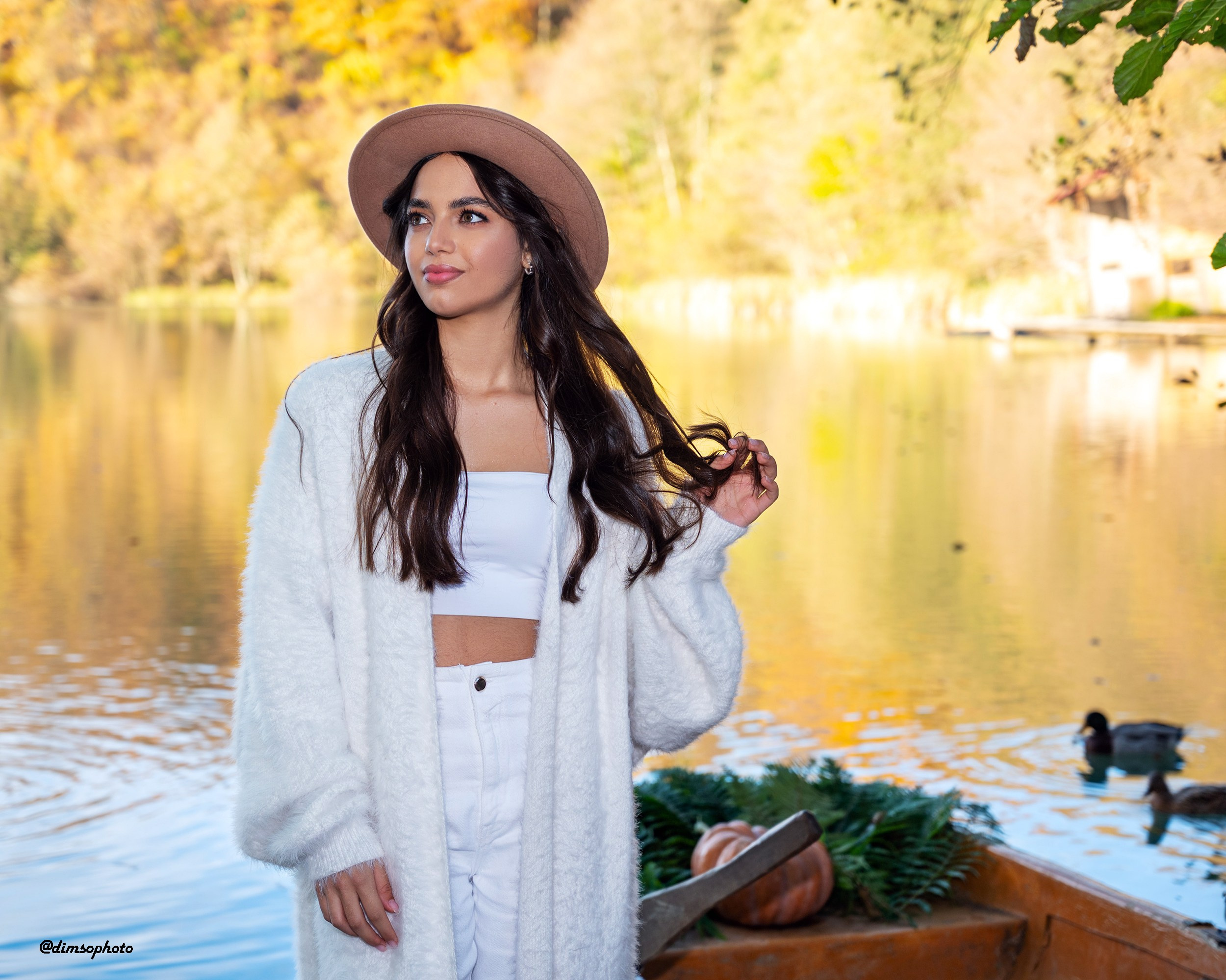 Амира (прогулка по озеру). Фотографирую счастливых людей в Сочи